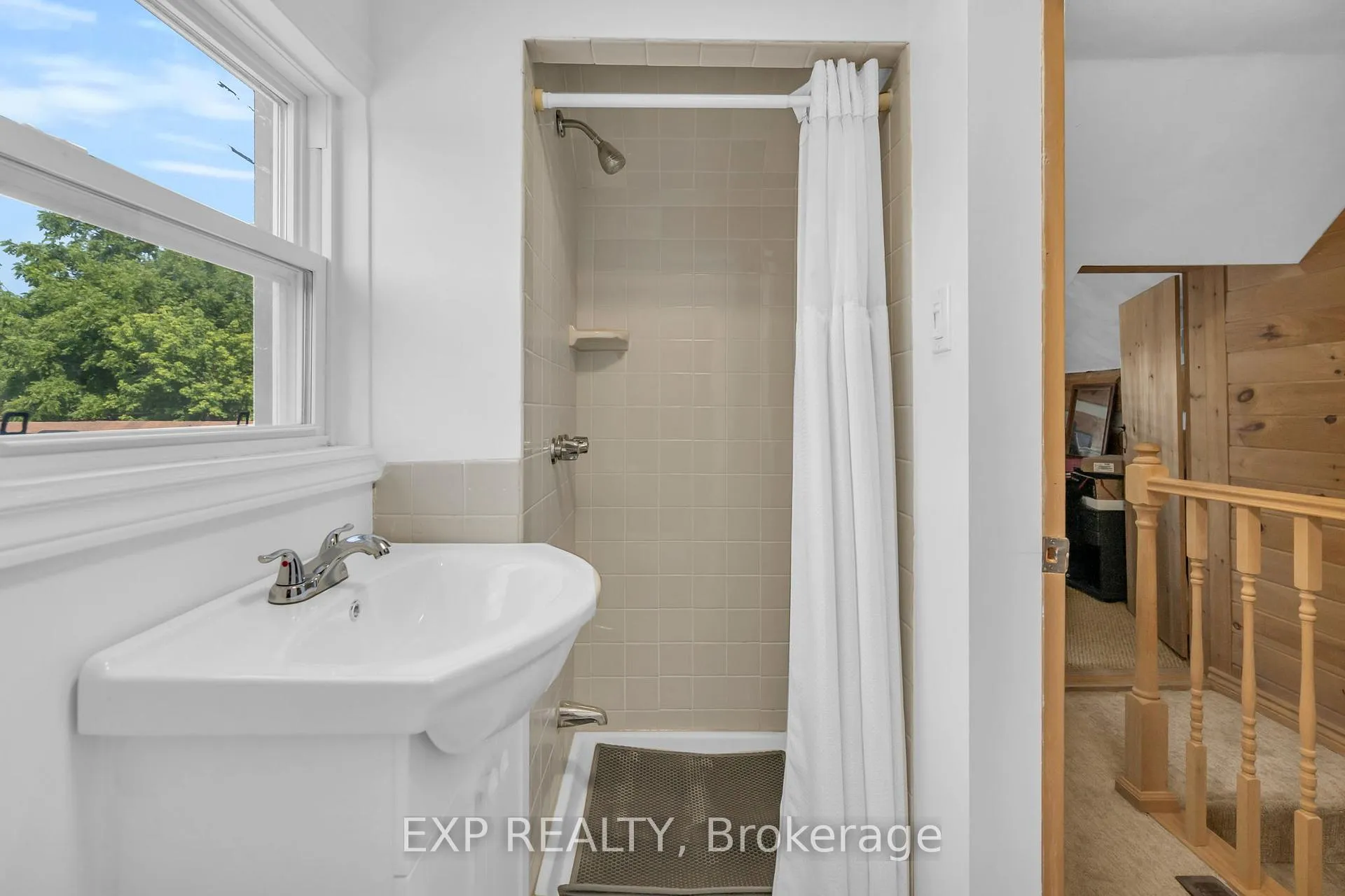 Photo 24 of 16 Maple Street S, Brock, Sunderland — HOMEH