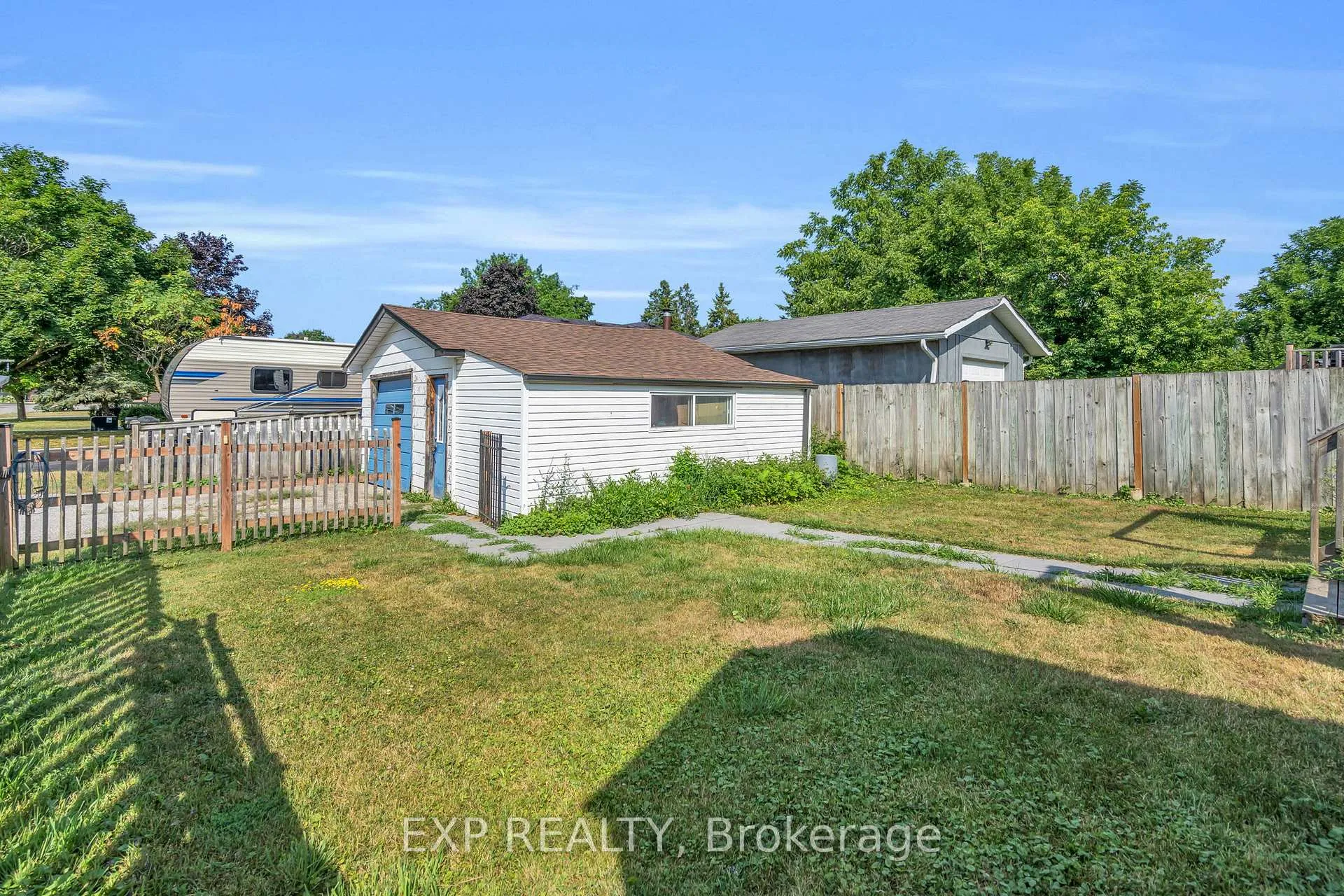 Photo 28 of 16 Maple Street S, Brock, Sunderland — HOMEH
