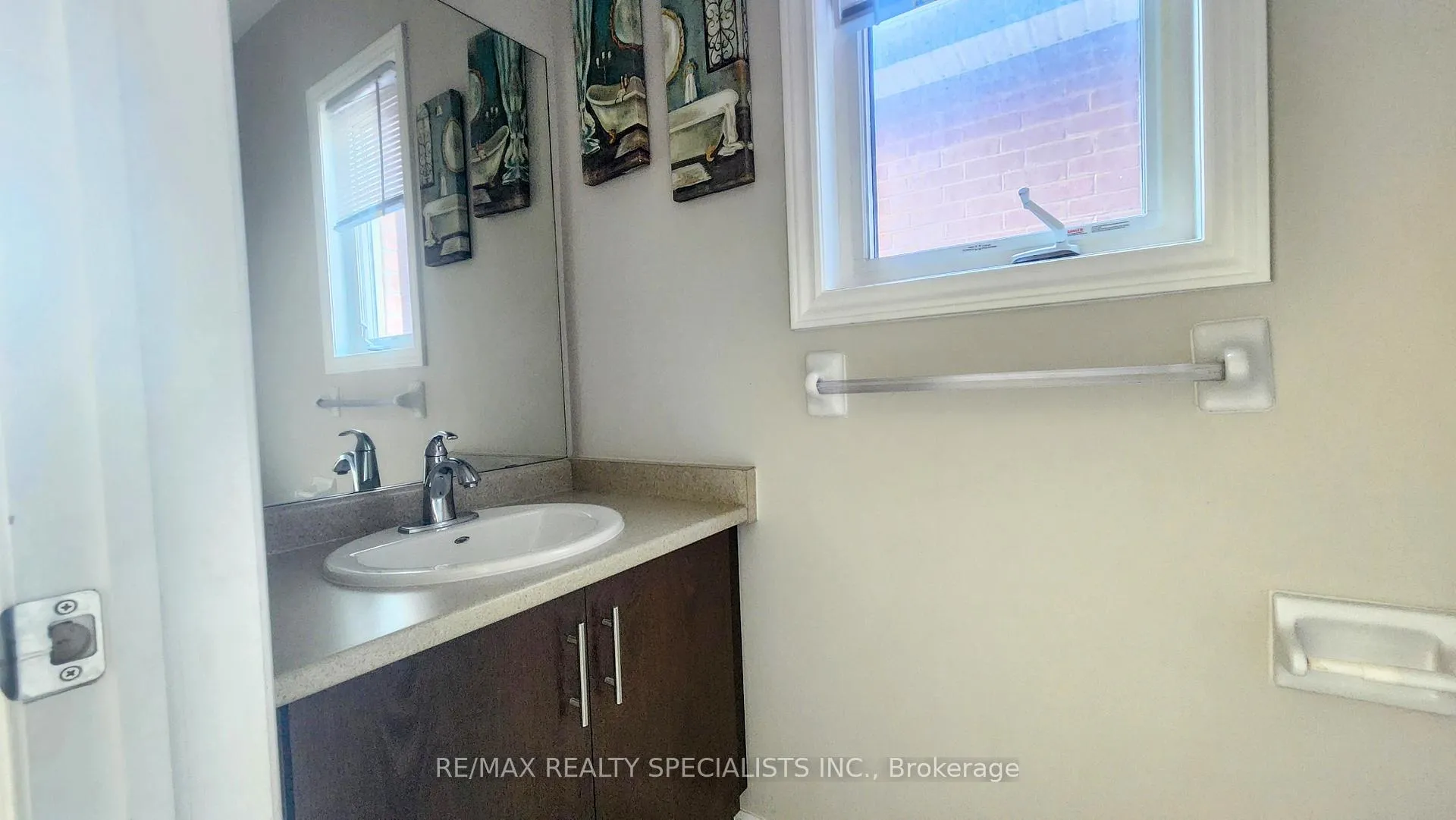 Photo 5 of 47 Holt Drive, New Tecumseth, Alliston — HOMEH