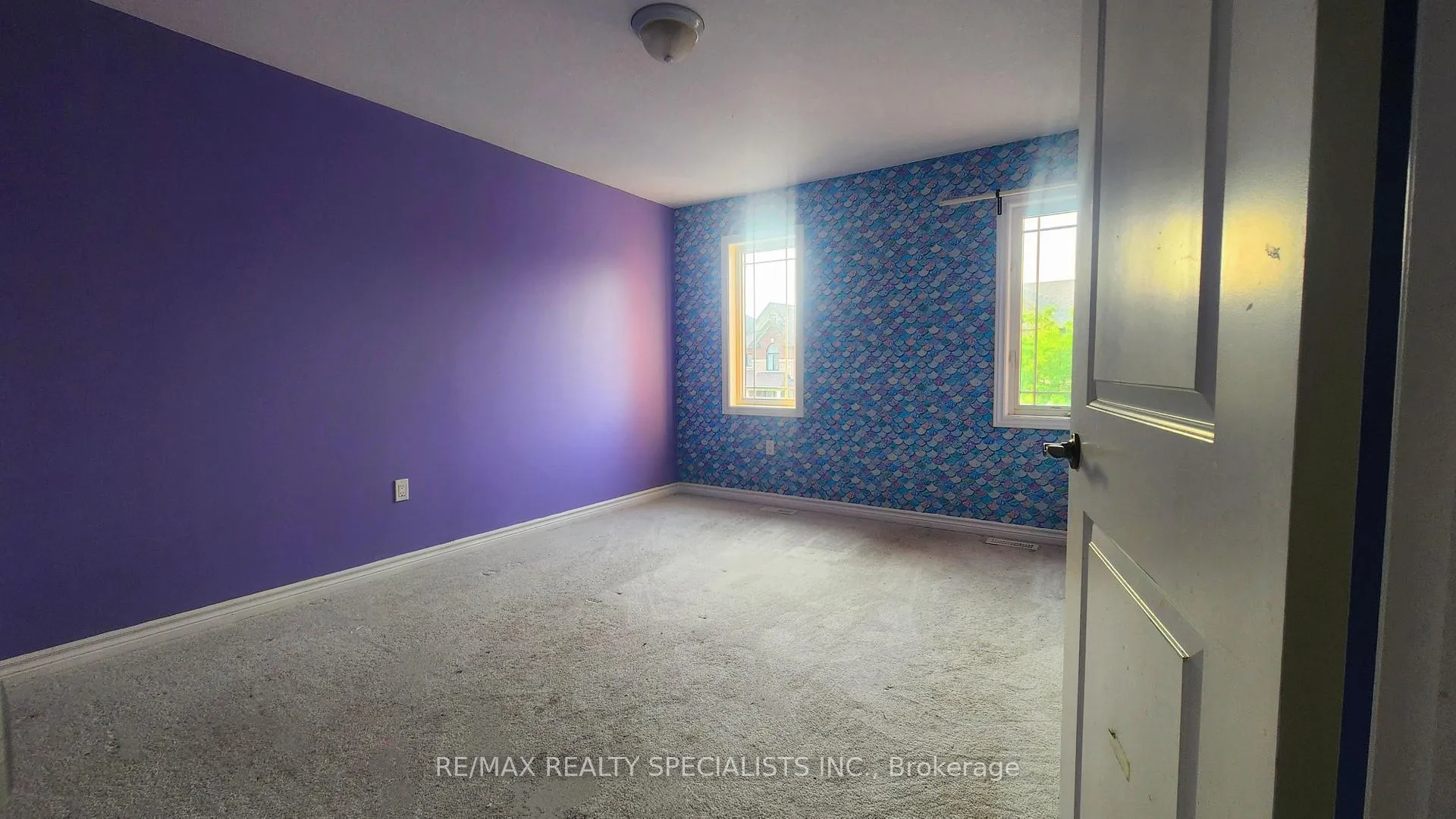 Photo 12 of 47 Holt Drive, New Tecumseth, Alliston — HOMEH