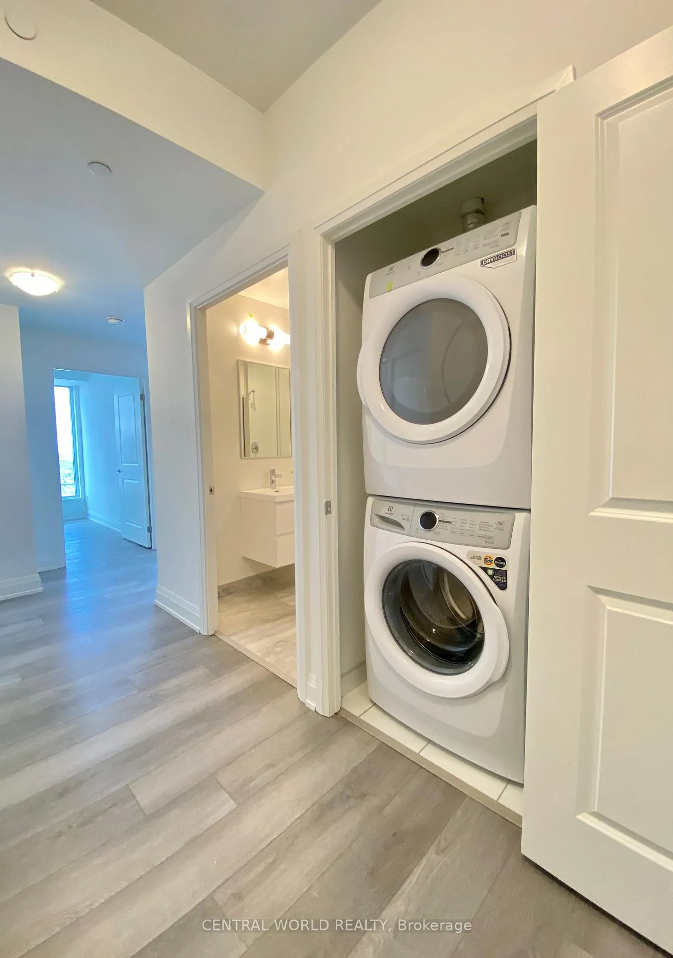 Photo 15 of Unit 2304, 38 Andre De Grasse Street, Markham, Unionville — HOMEH