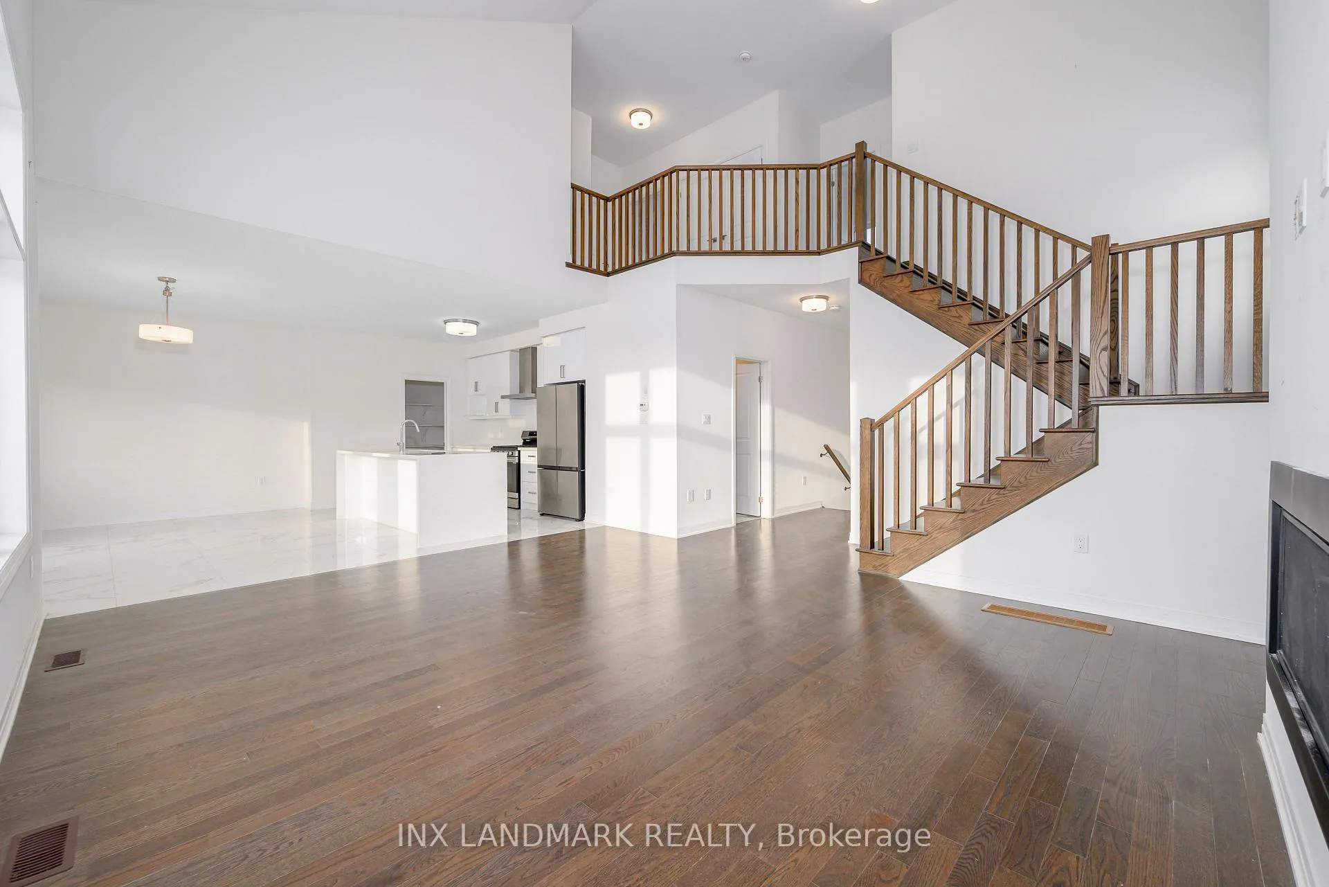 Photo 9 of 3735 Lakepoint Drive, Severn, West Shore — HOMEH