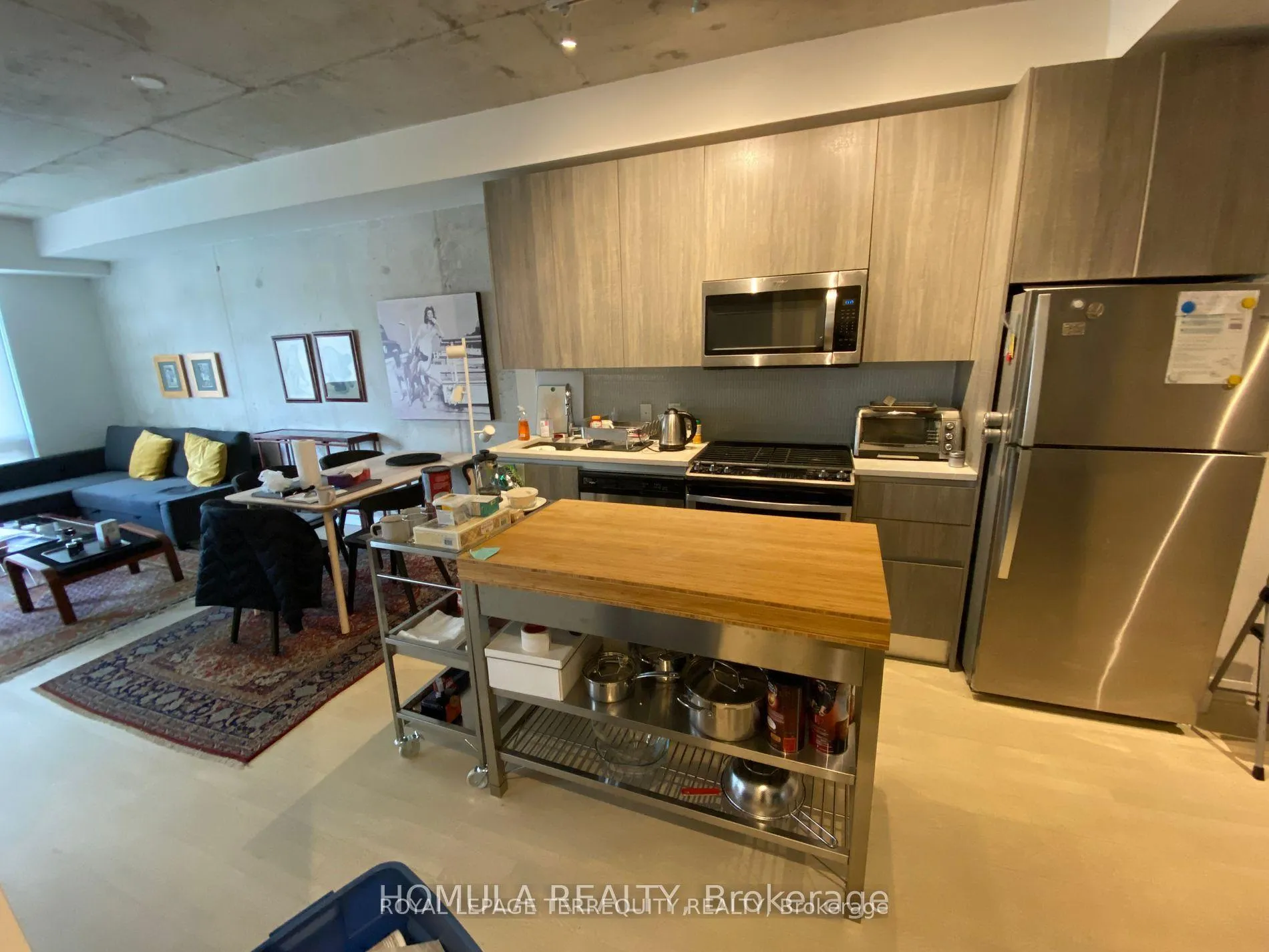 Photo 3 of Unit 322, 246 Logan Avenue, Toronto, South Riverdale — HOMEH