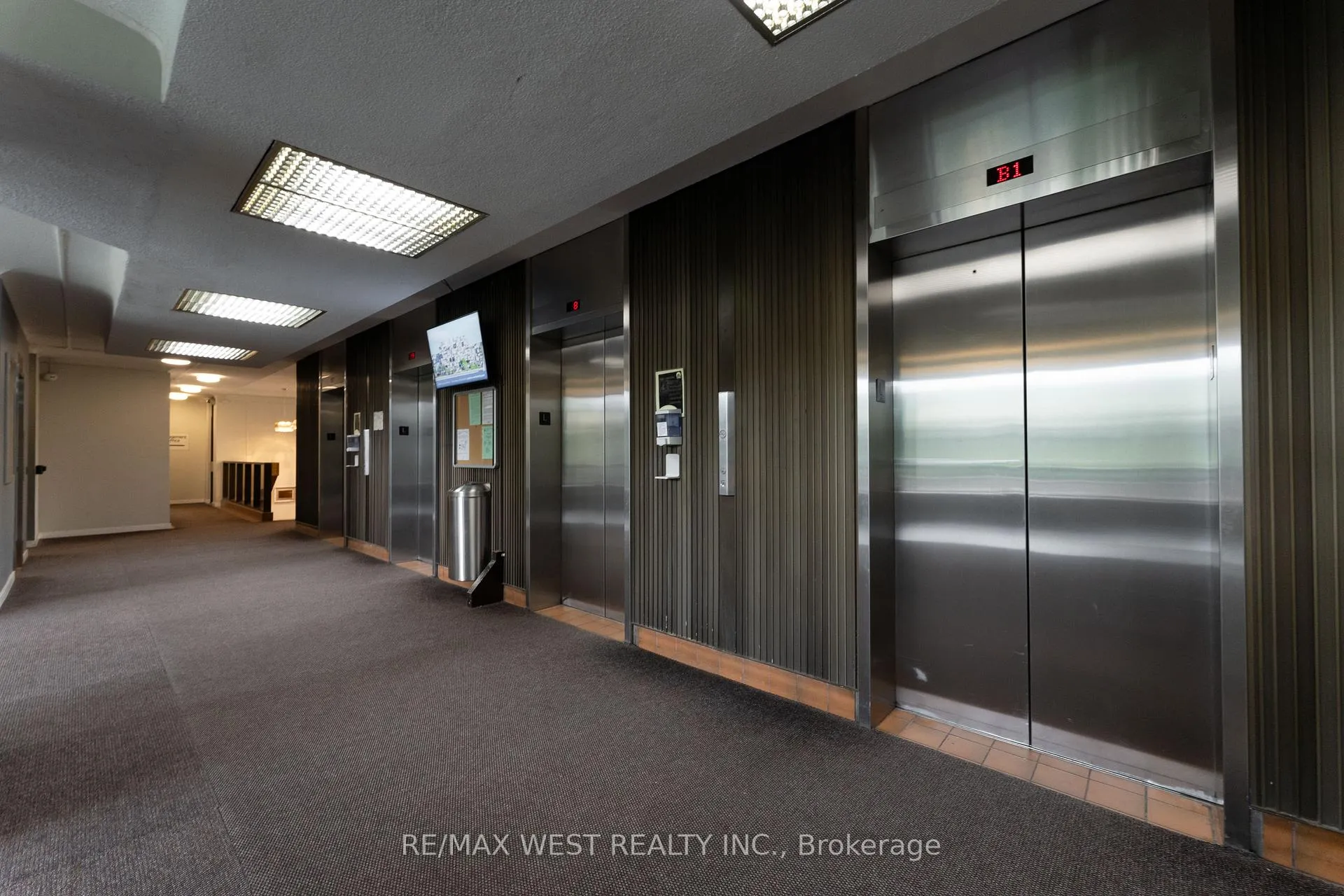 Photo 6 of Unit PH5, 5 Massey Square, Toronto, Crescent Town — HOMEH