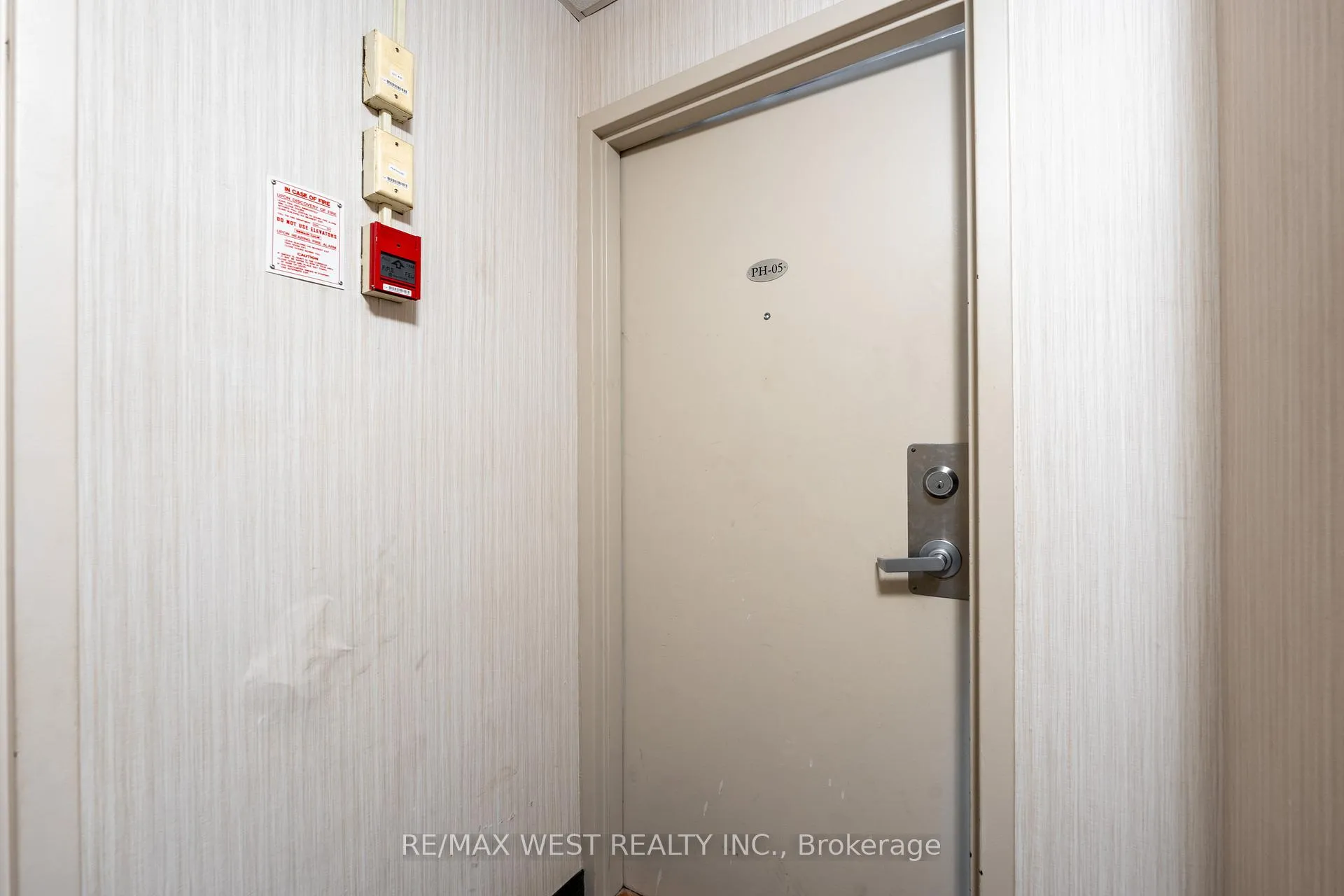 Photo 8 of Unit PH5, 5 Massey Square, Toronto, Crescent Town — HOMEH