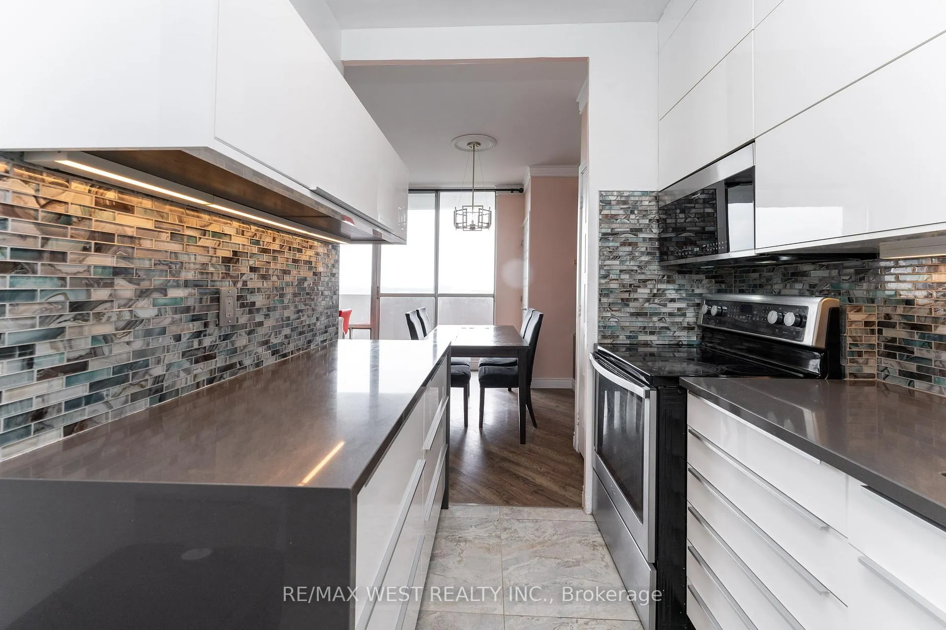 Photo 18 of Unit PH5, 5 Massey Square, Toronto, Crescent Town — HOMEH