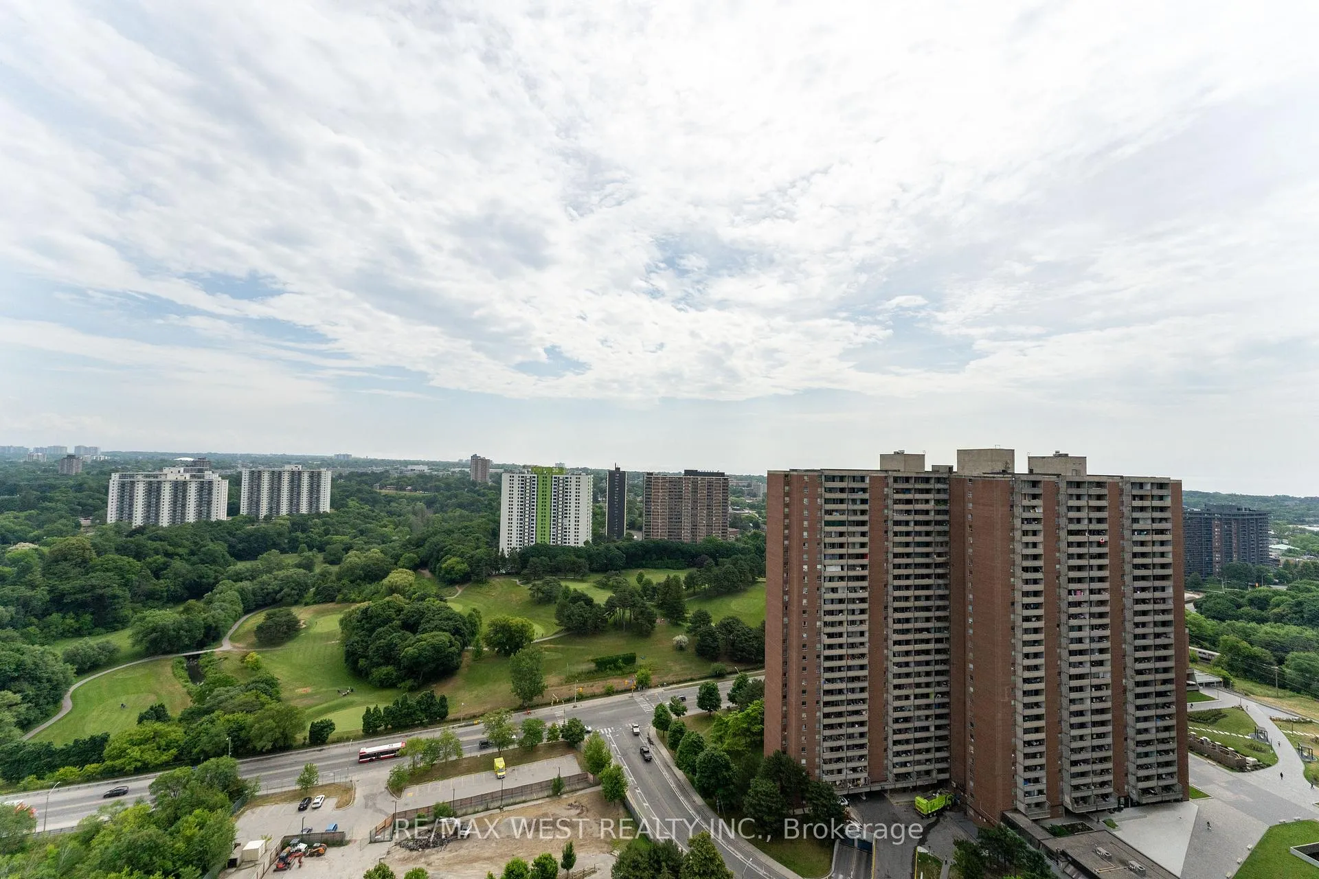 Photo 27 of Unit PH5, 5 Massey Square, Toronto, Crescent Town — HOMEH