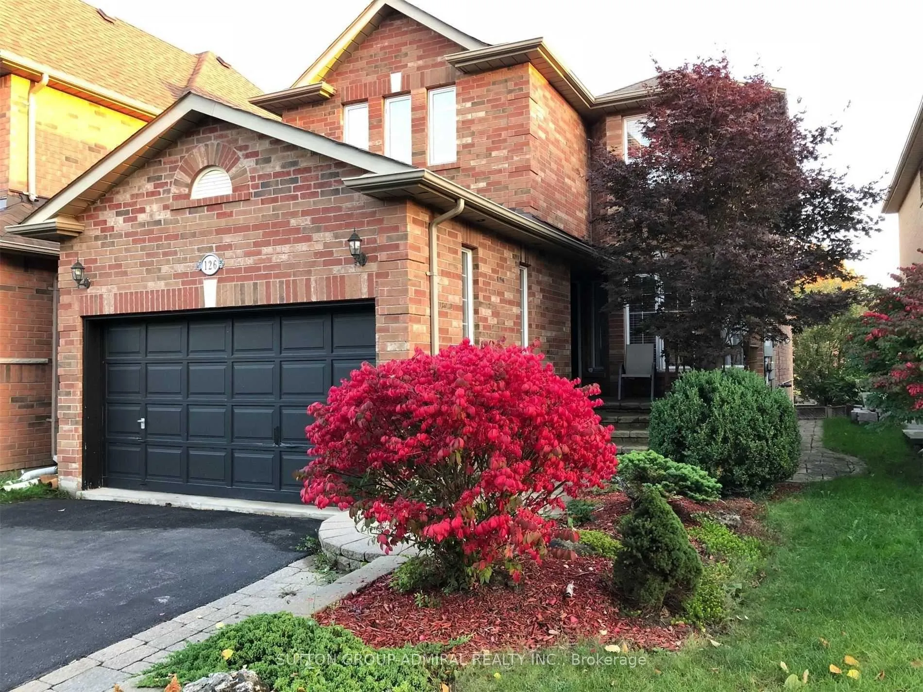Front of Unit Bsmt, 126 Fadine Road