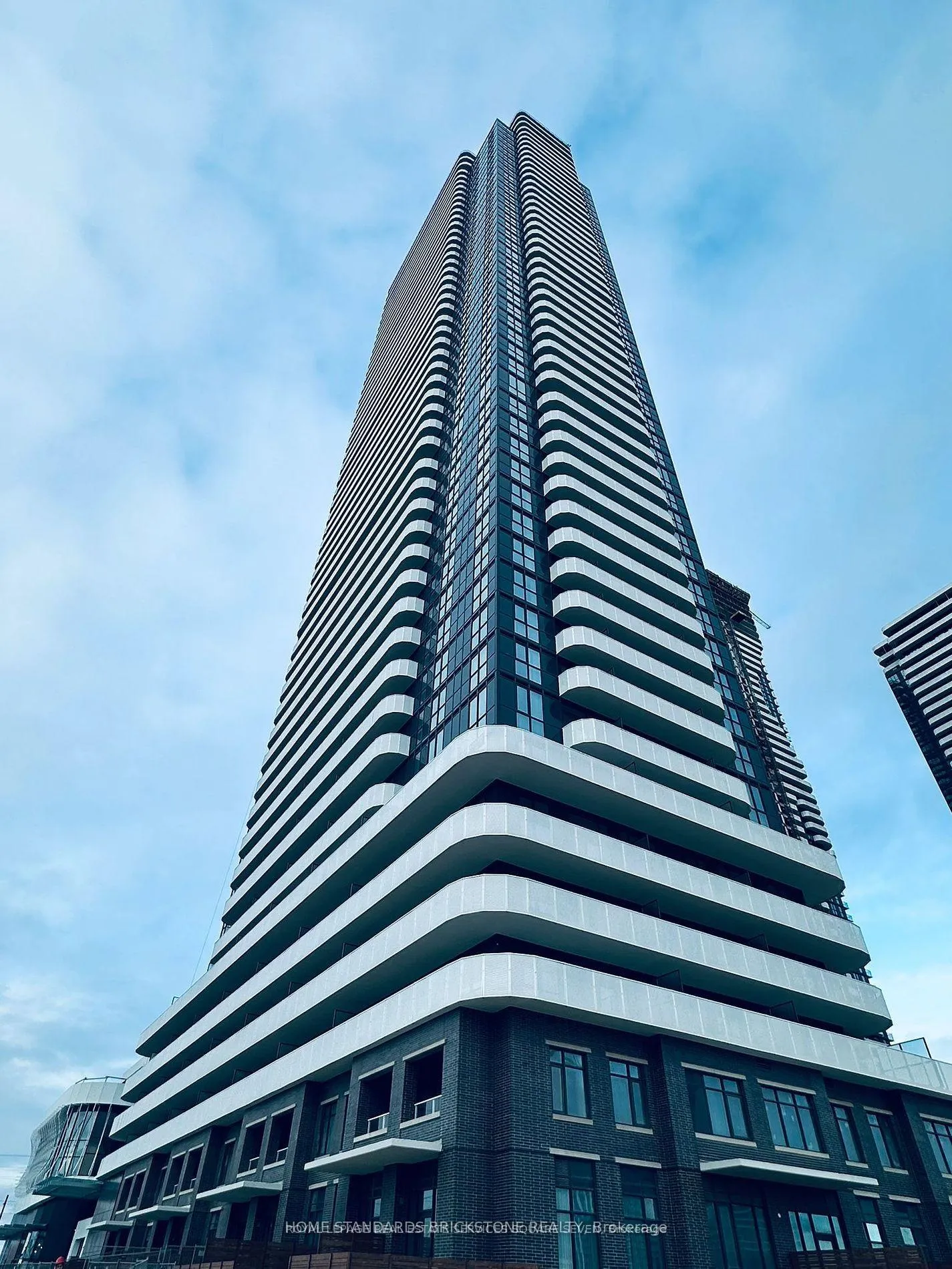 Photo 2 of Unit 1515, 195 Commerce Street, Vaughan, Vaughan Corporate Centre — HOMEH
