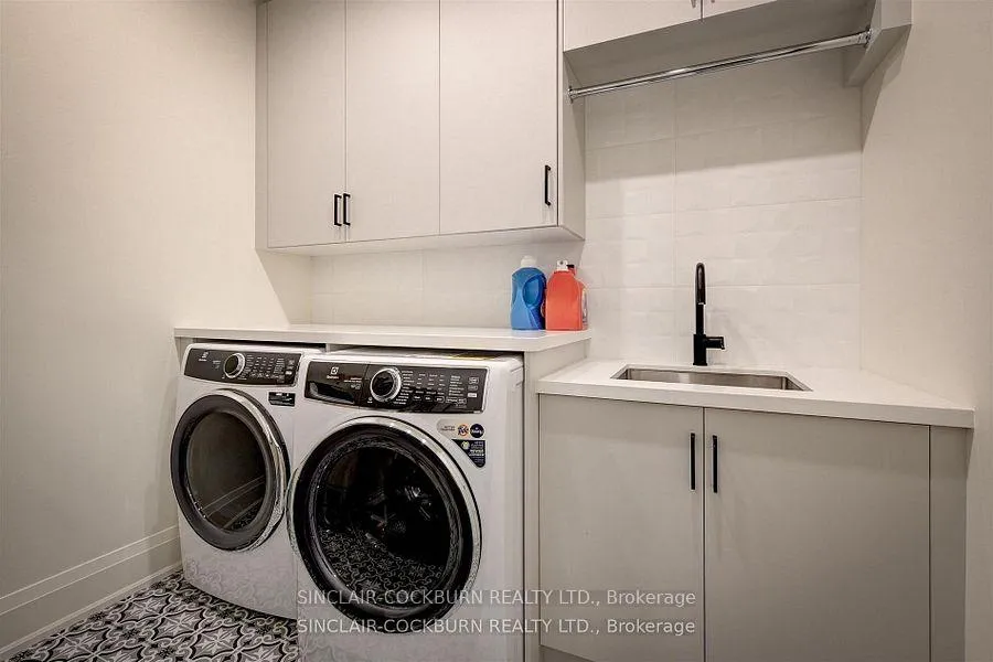 Photo 15 of 1 John Anthony Drive, Markham, Victoria Square — HOMEH
