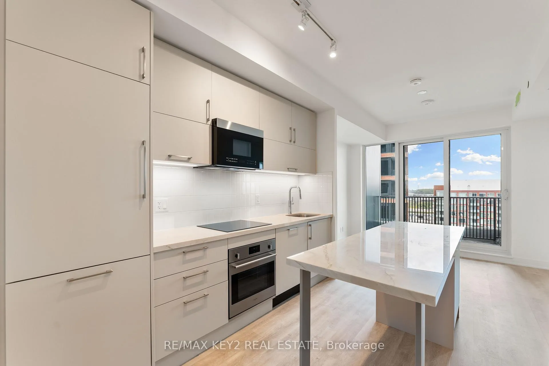 Photo 3 of Unit E1511, 56 Andre De Grasse Street, Markham, Unionville — HOMEH