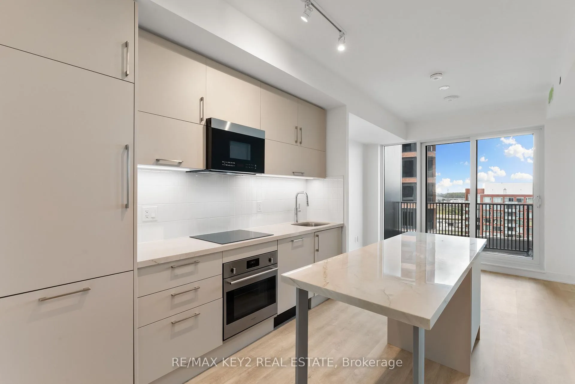Photo 5 of Unit E1511, 56 Andre De Grasse Street, Markham, Unionville — HOMEH
