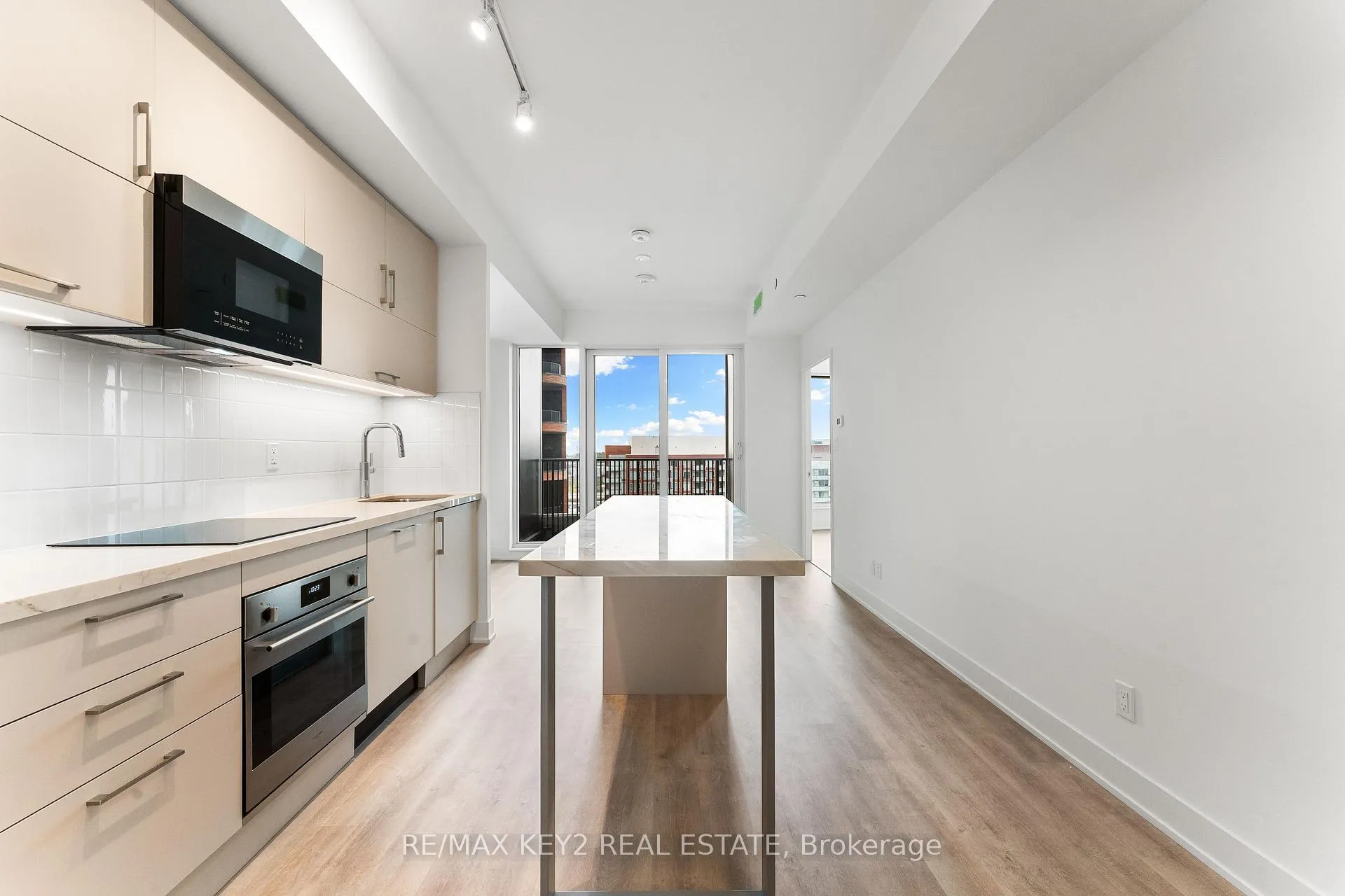 Photo 6 of Unit E1511, 56 Andre De Grasse Street, Markham, Unionville — HOMEH