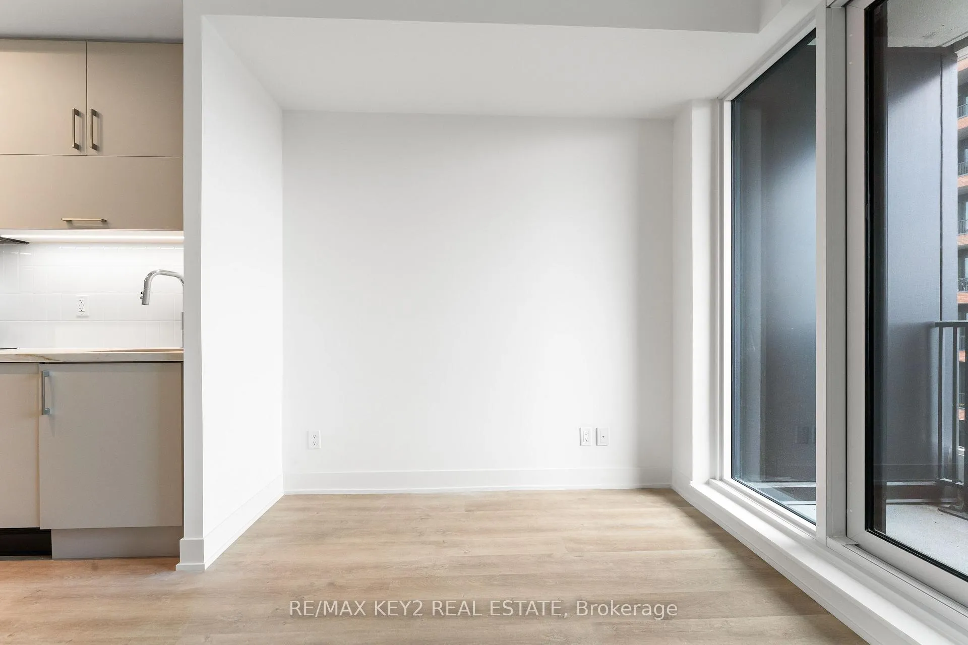 Photo 8 of Unit E1511, 56 Andre De Grasse Street, Markham, Unionville — HOMEH