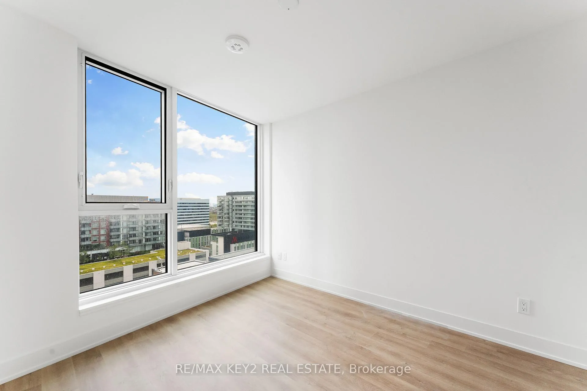 Photo 9 of Unit E1511, 56 Andre De Grasse Street, Markham, Unionville — HOMEH