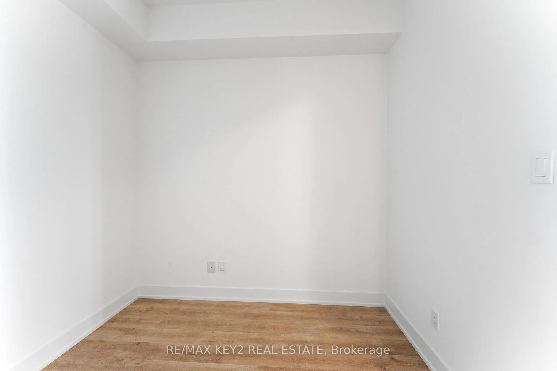 Photo 14 of Unit E1511, 56 Andre De Grasse Street, Markham, Unionville — HOMEH