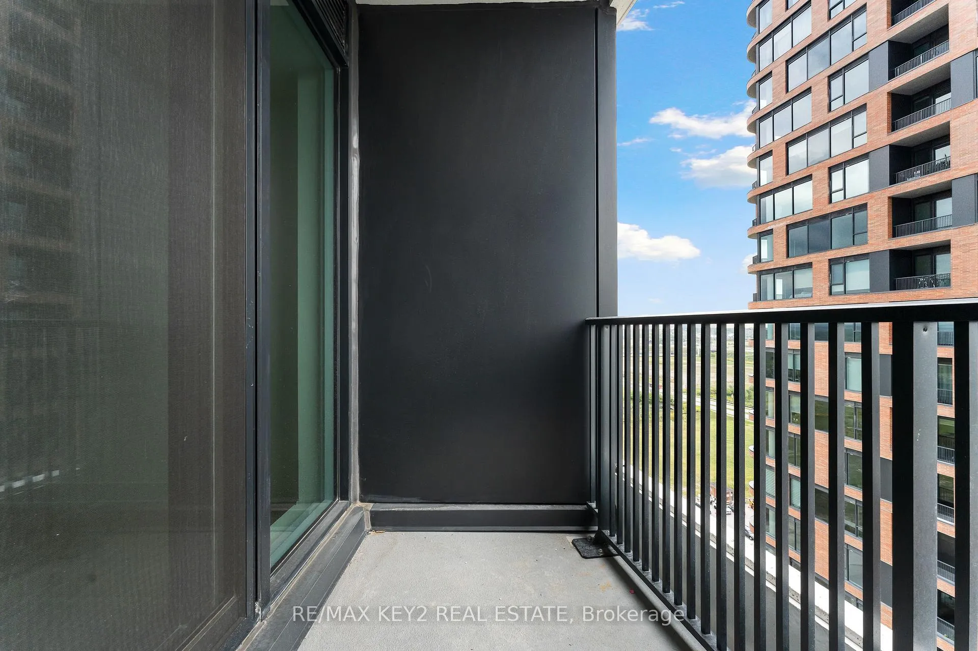 Photo 18 of Unit E1511, 56 Andre De Grasse Street, Markham, Unionville — HOMEH