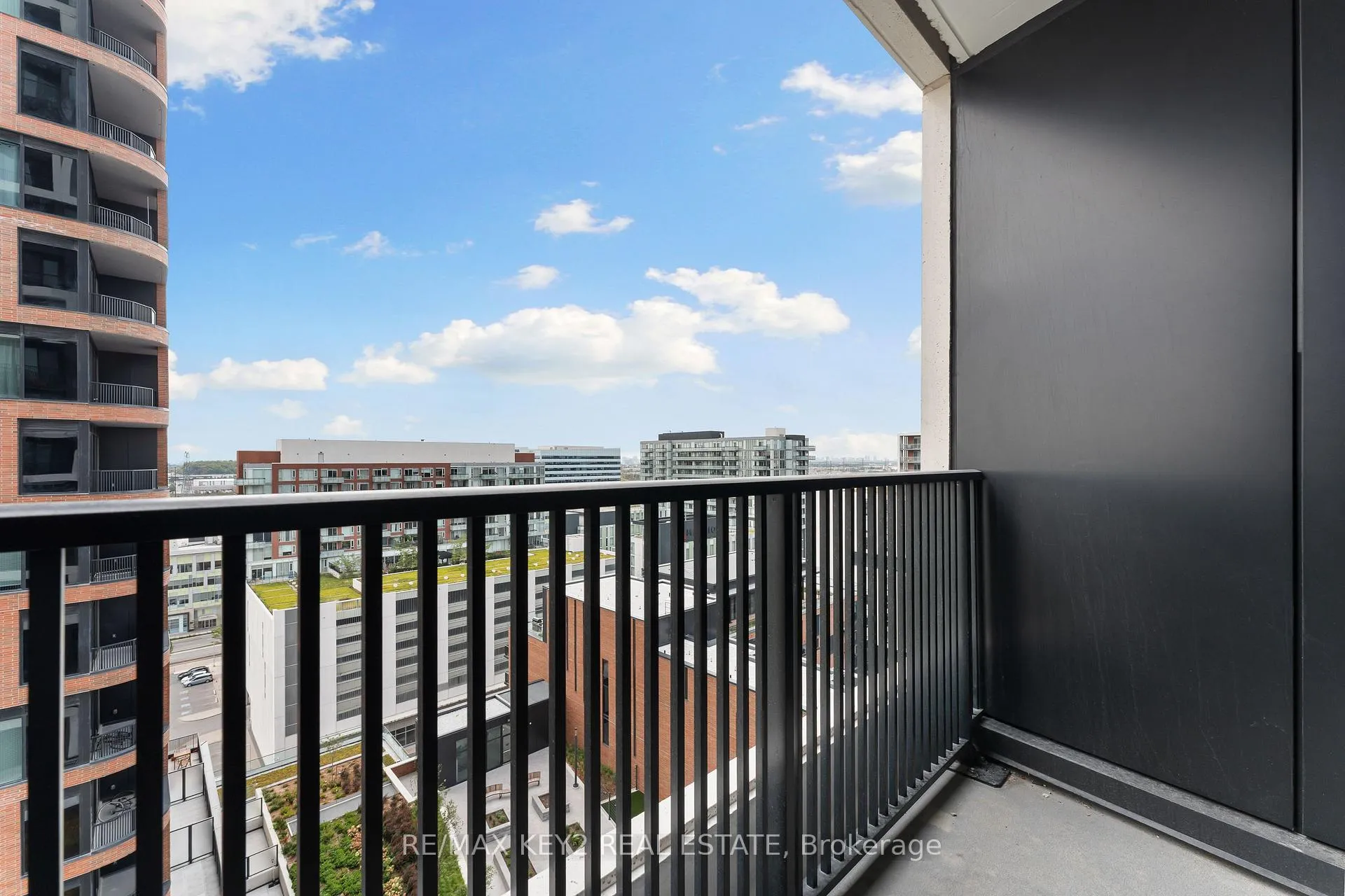 Photo 19 of Unit E1511, 56 Andre De Grasse Street, Markham, Unionville — HOMEH