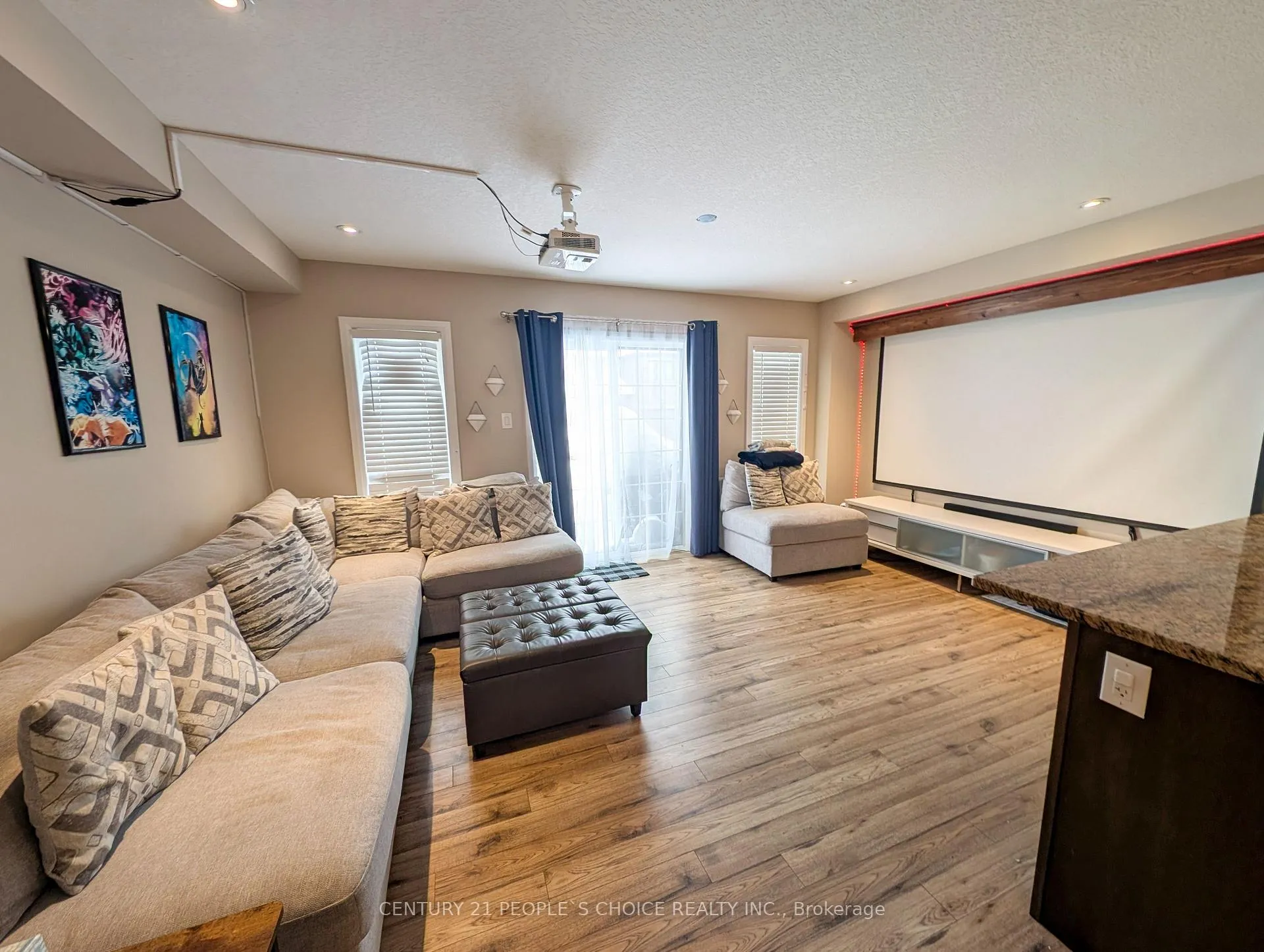 Photo 6 of 159 South Creek Drive, Kitchener — HOMEH