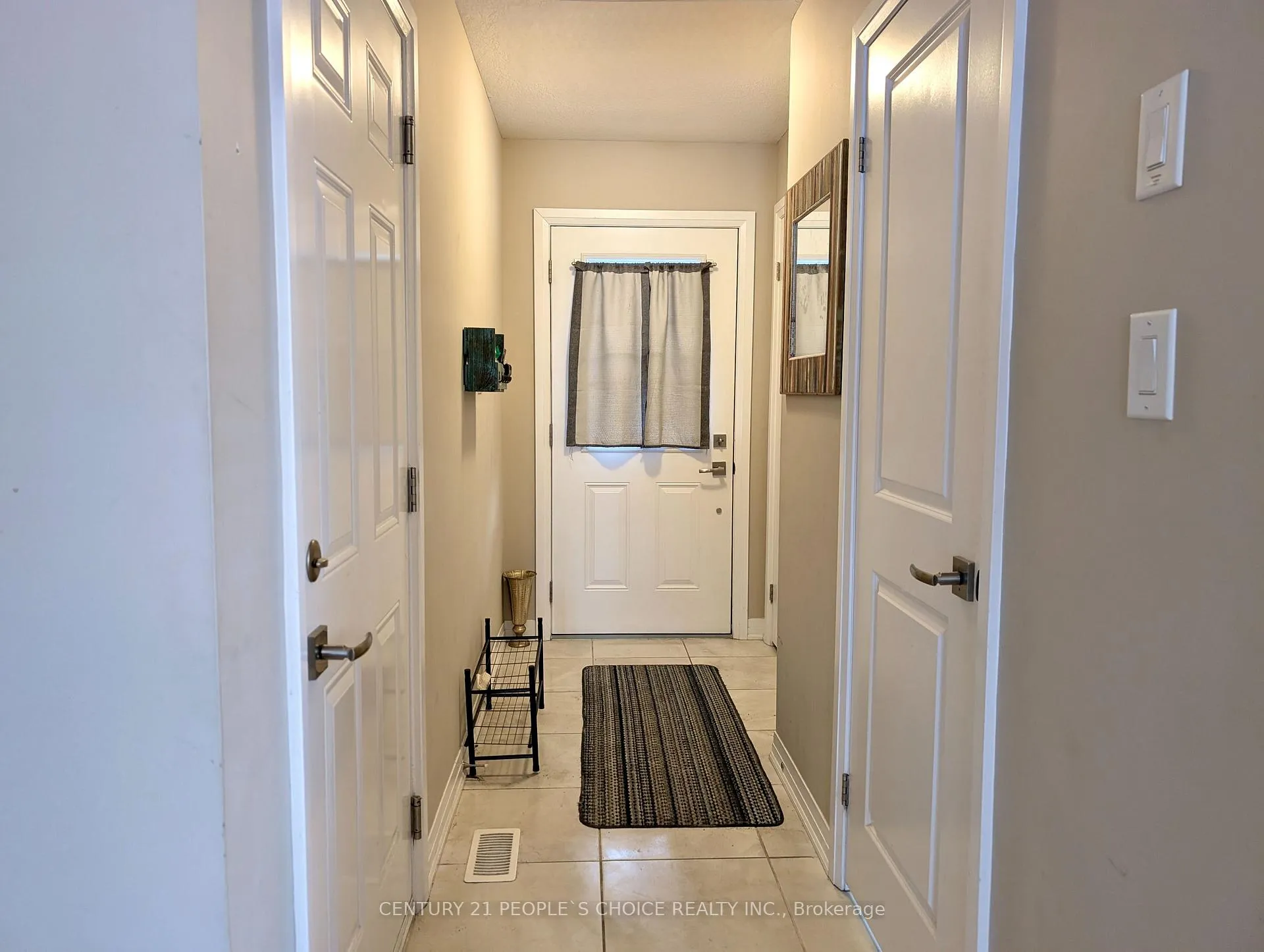 Photo 10 of 159 South Creek Drive, Kitchener — HOMEH