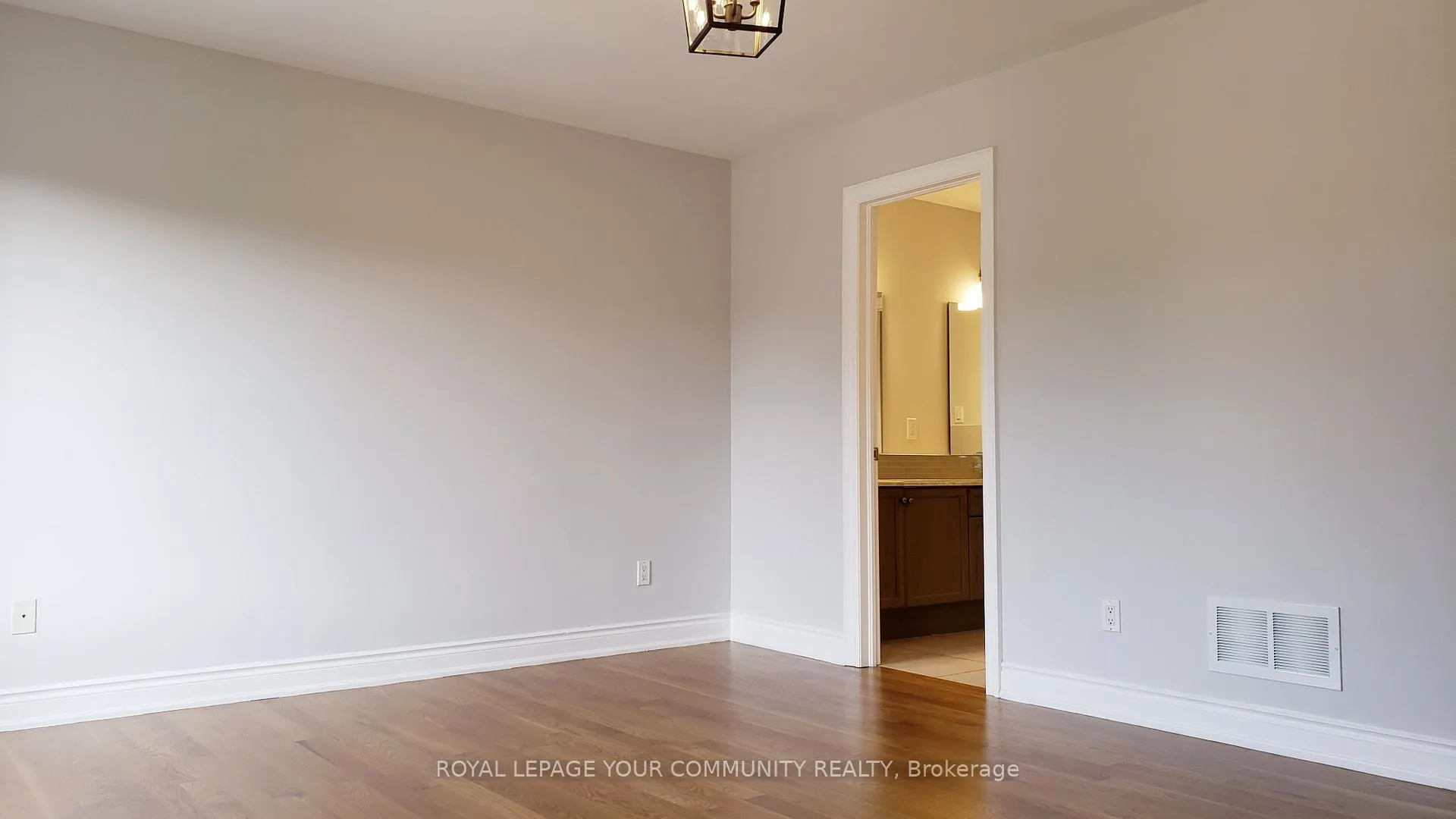 Photo 17 of 146 Moraine Hill Drive, Vaughan, Patterson — HOMEH