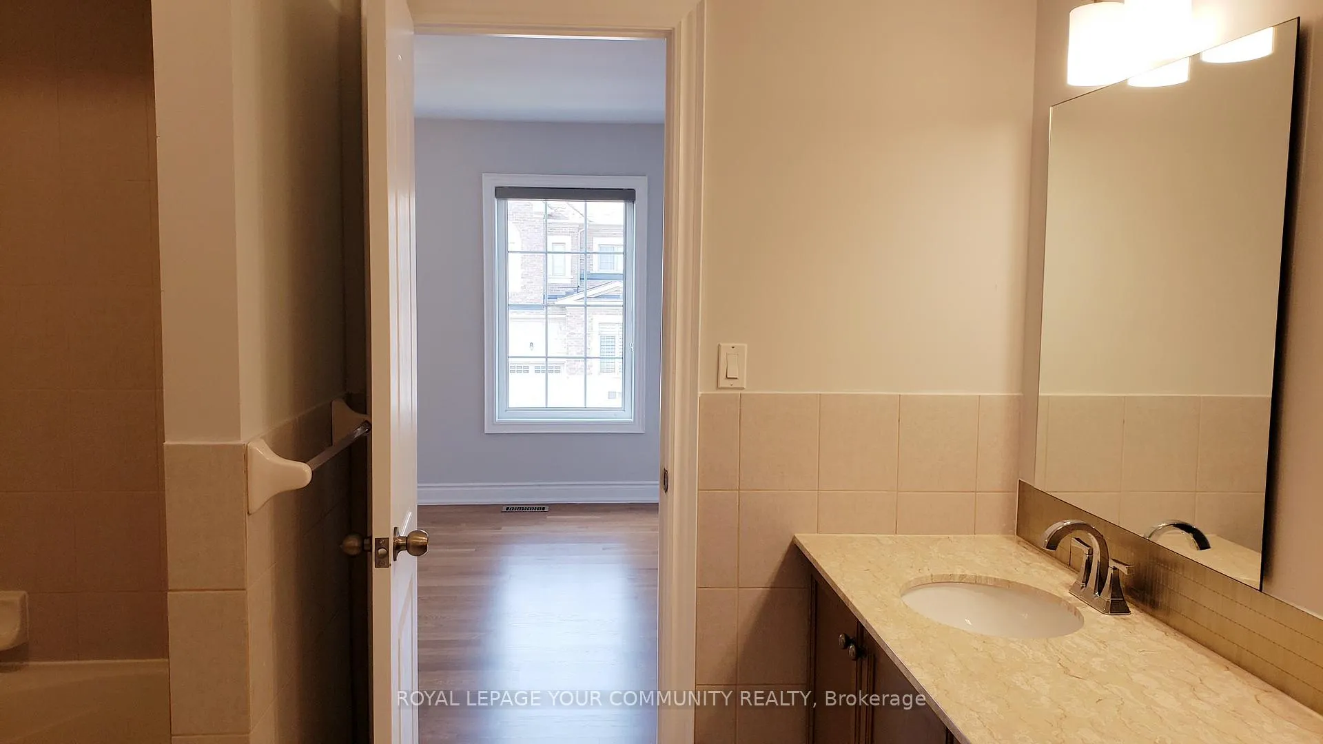 Photo 18 of 146 Moraine Hill Drive, Vaughan, Patterson — HOMEH
