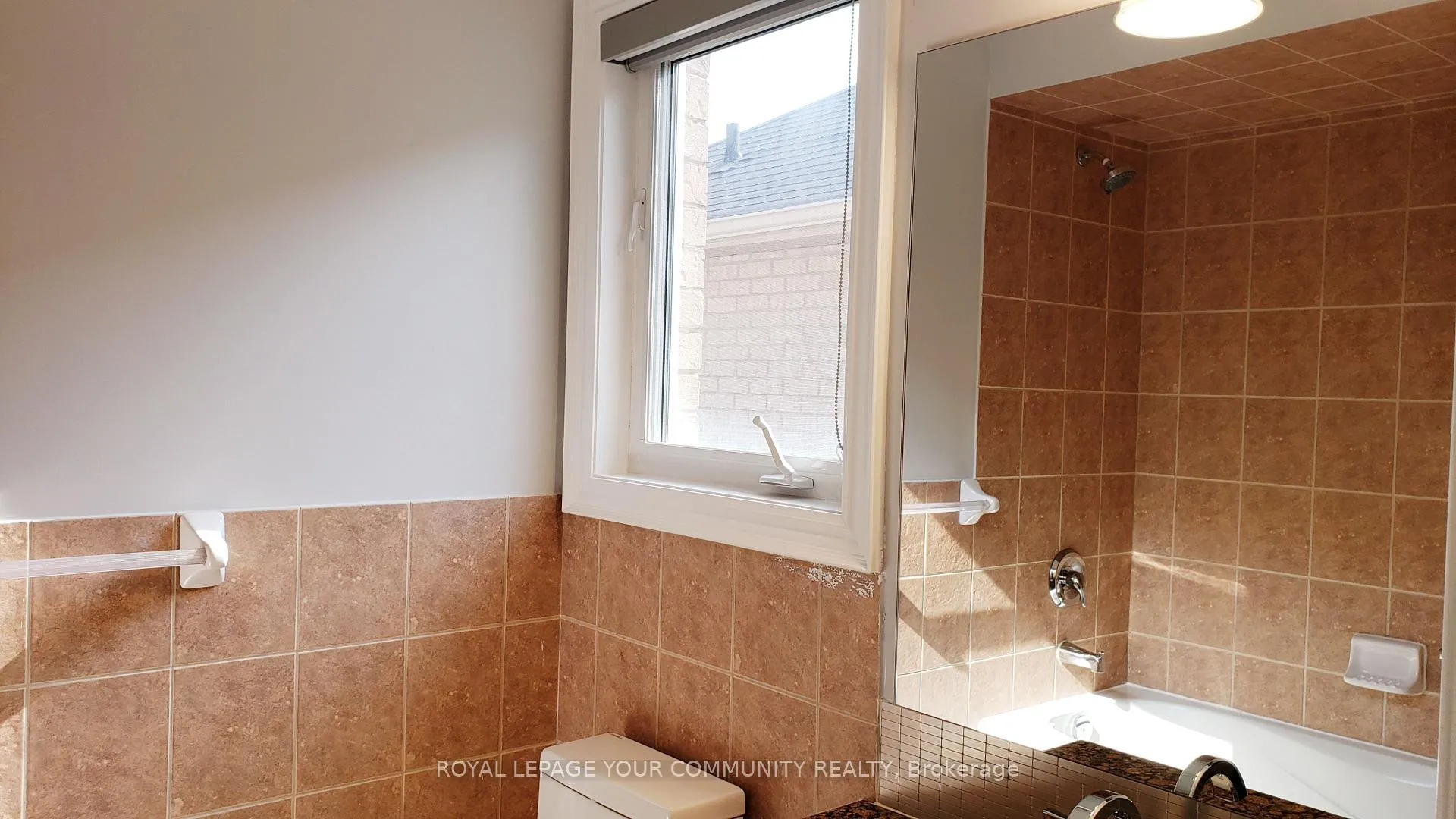 Photo 23 of 146 Moraine Hill Drive, Vaughan, Patterson — HOMEH
