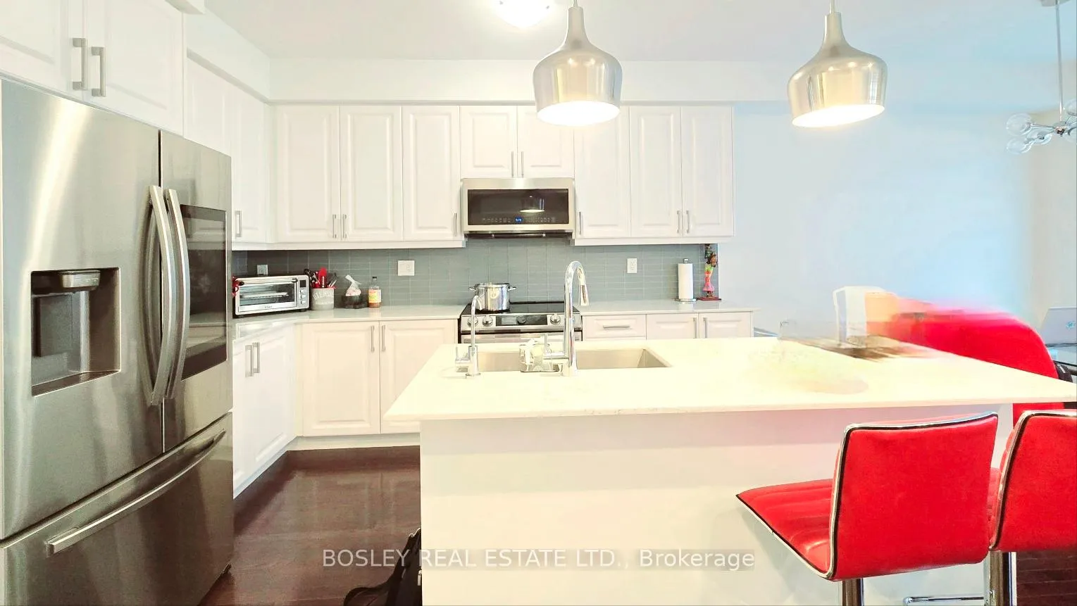 Photo 6 of 62 Ghent Drive, Vaughan, Kleinburg — HOMEH