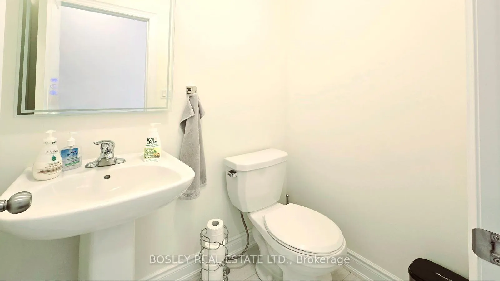 Photo 18 of 62 Ghent Drive, Vaughan, Kleinburg — HOMEH