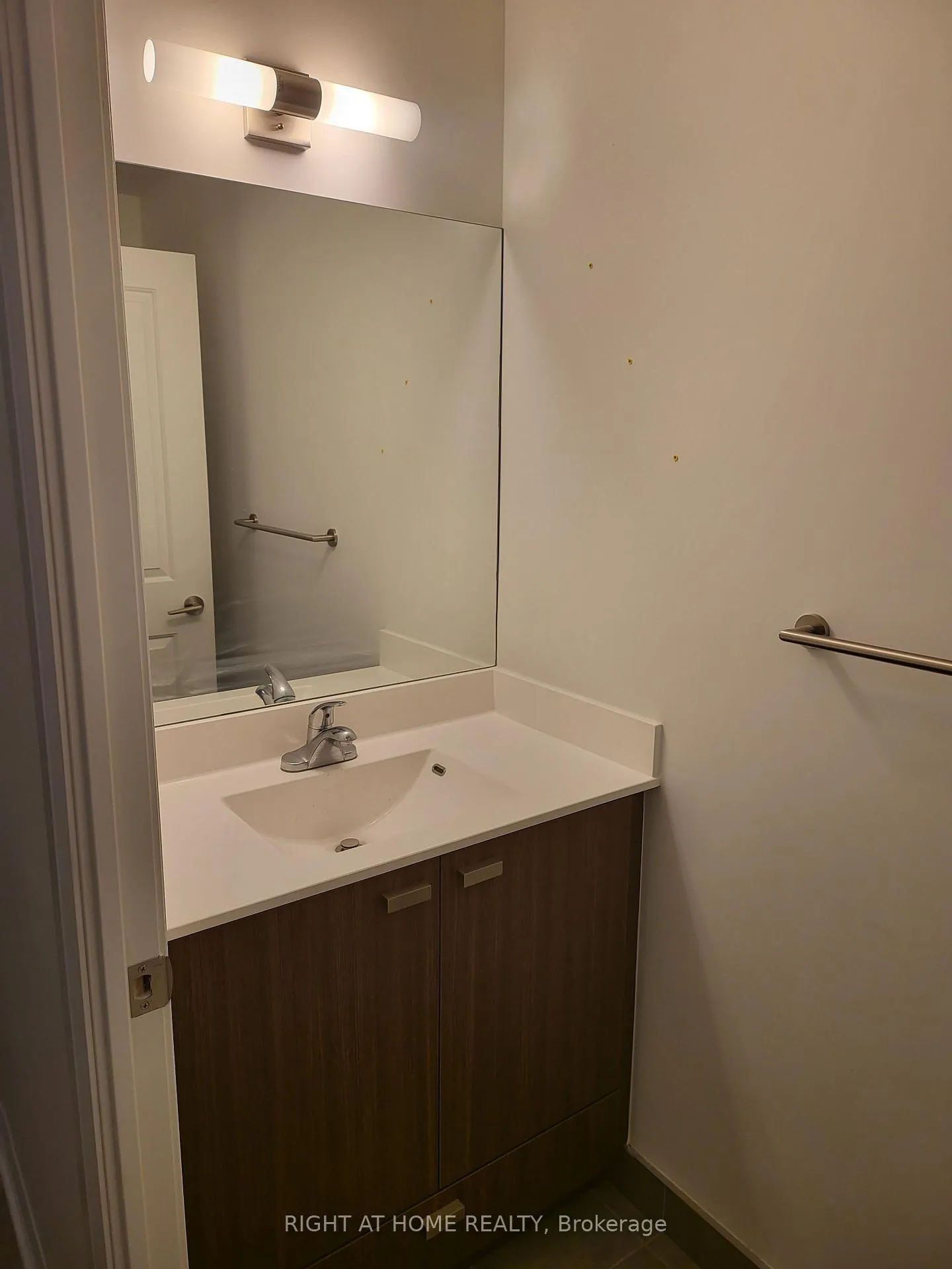 Photo 7 of Unit 464, 60 Ann O'Reilly Road, North York, Henry Farm — HOMEH