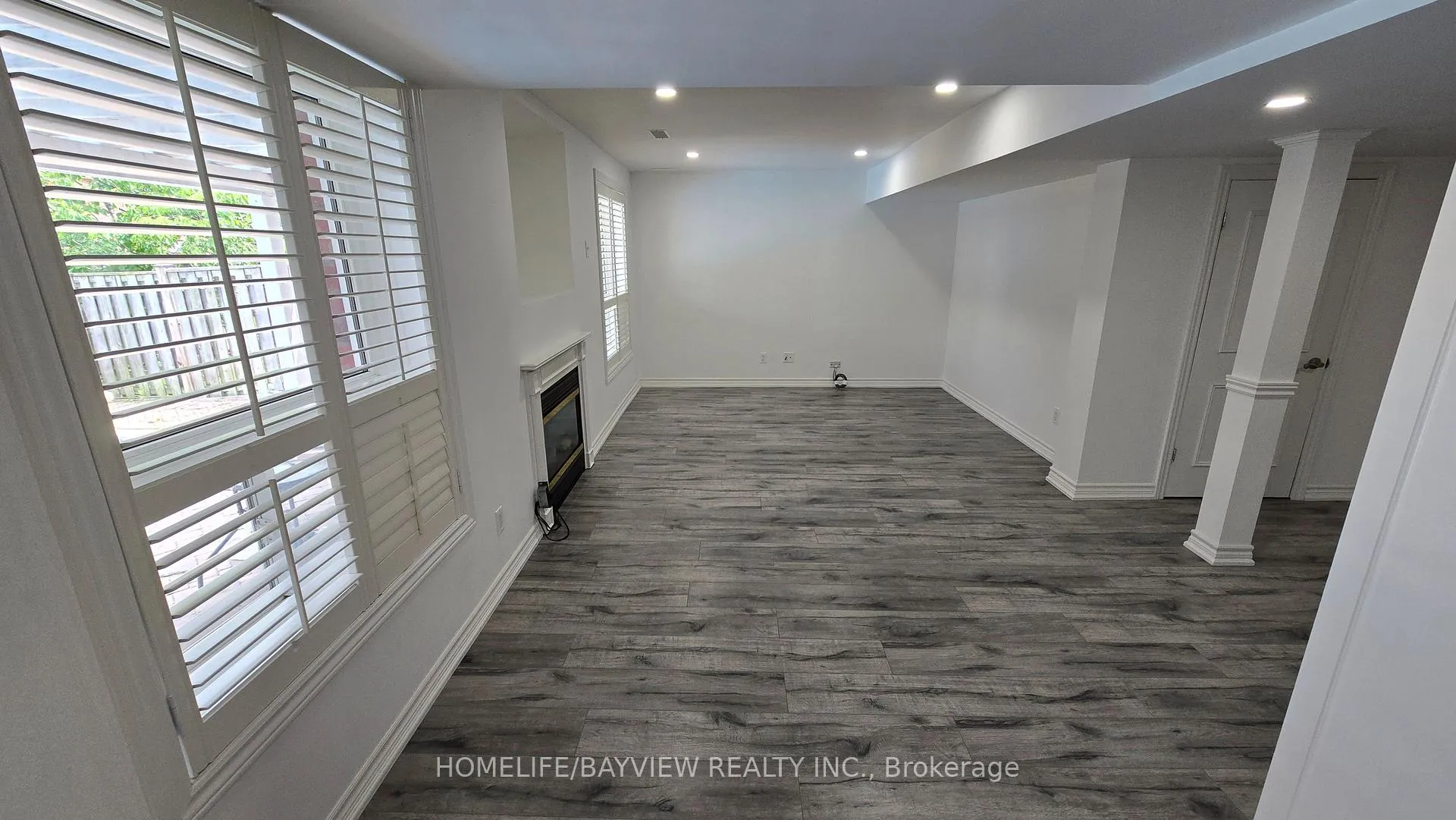 Photo 7 of 231 Bilbrough Street, Aurora, Bayview Northeast — HOMEH