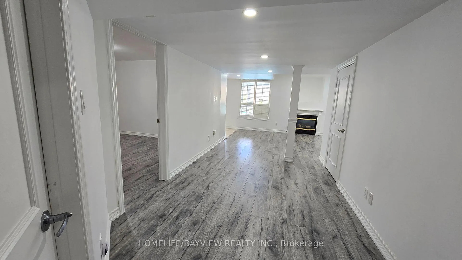 Photo 8 of 231 Bilbrough Street, Aurora, Bayview Northeast — HOMEH