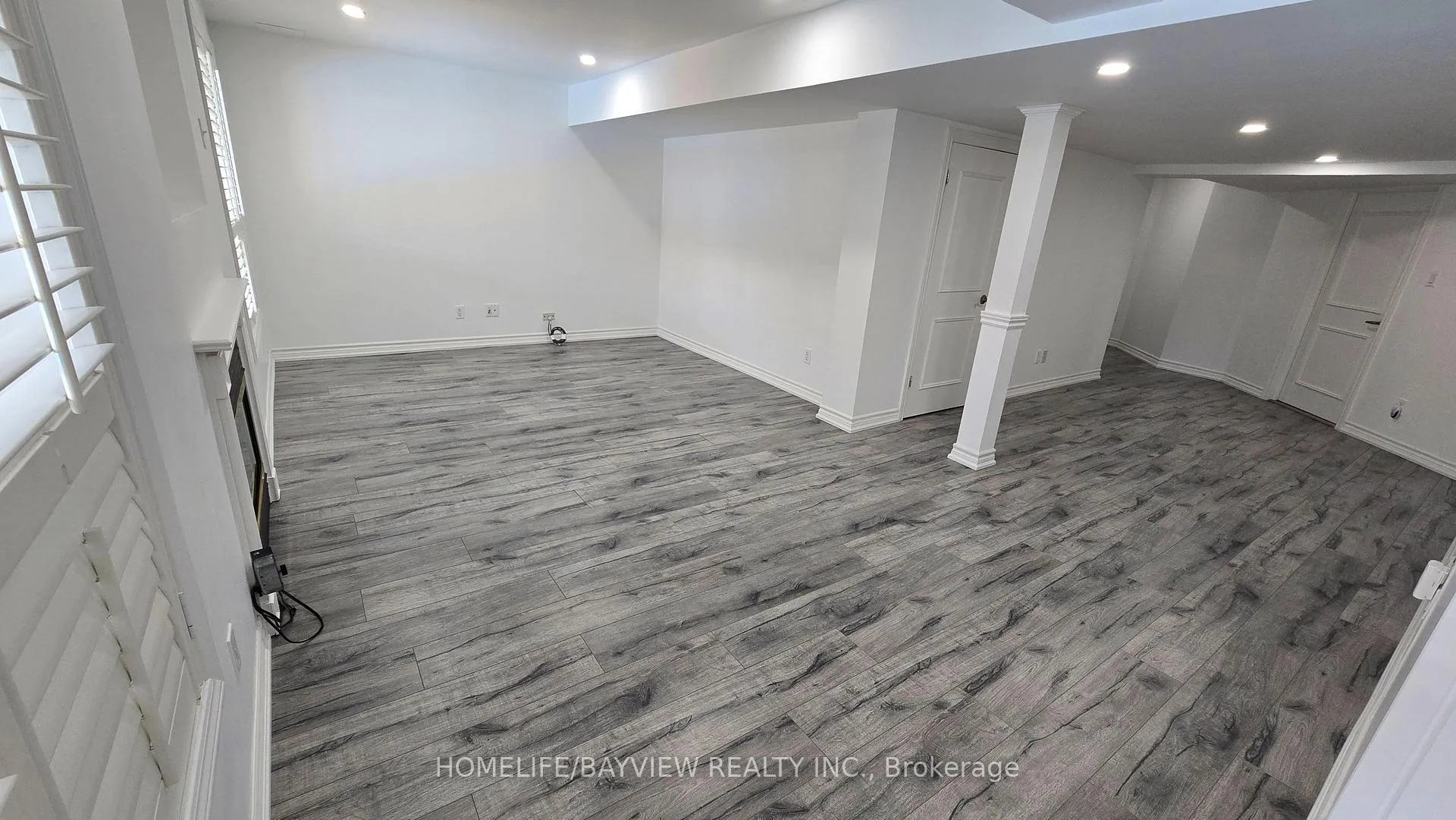Photo 11 of 231 Bilbrough Street, Aurora, Bayview Northeast — HOMEH