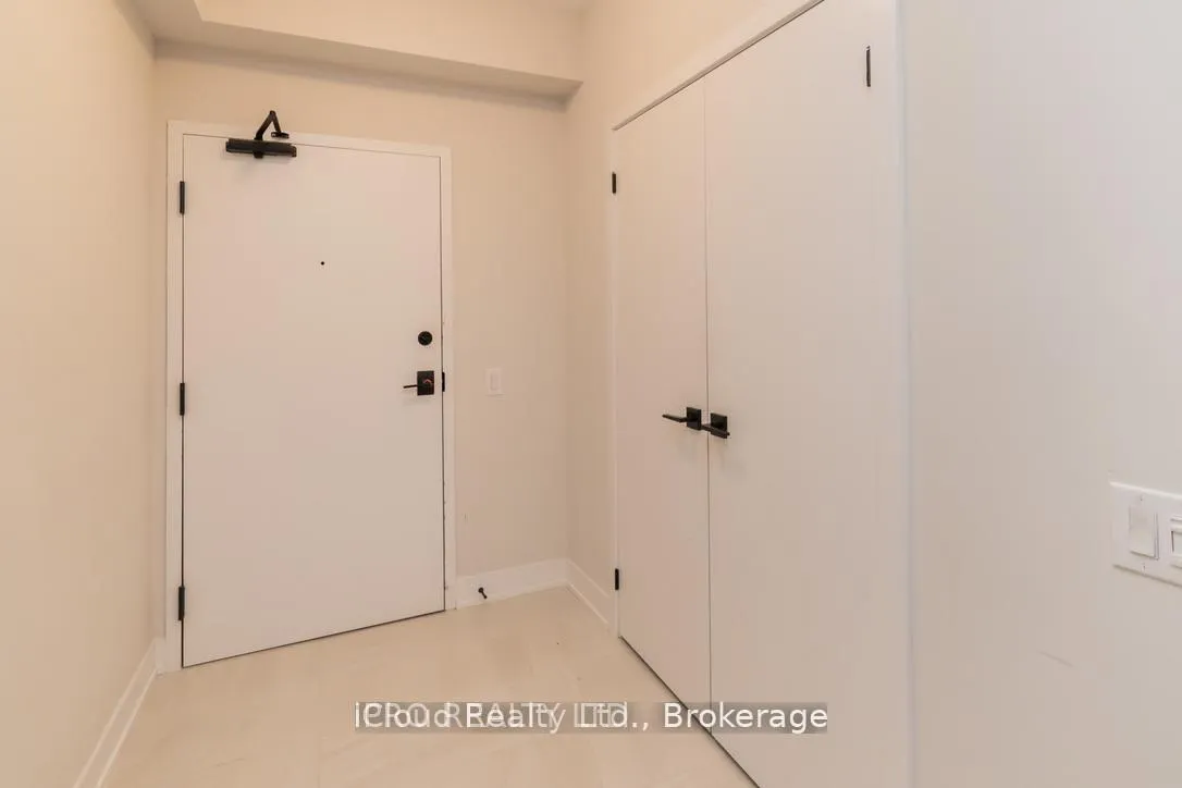 Photo 6 of Unit 401, 4 Spice Way, Barrie, Rural Barrie Southeast — HOMEH
