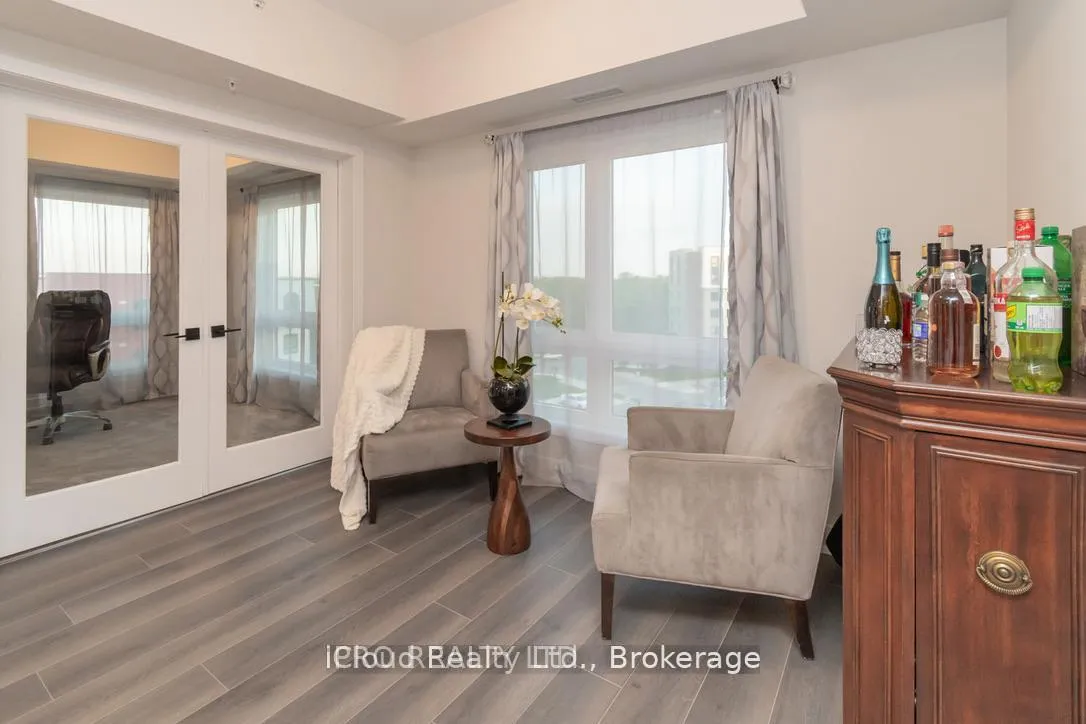 Photo 10 of Unit 401, 4 Spice Way, Barrie, Rural Barrie Southeast — HOMEH