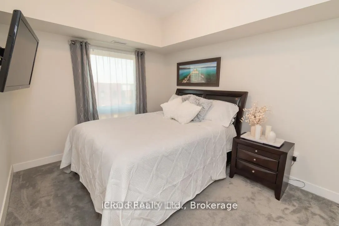 Photo 17 of Unit 401, 4 Spice Way, Barrie, Rural Barrie Southeast — HOMEH