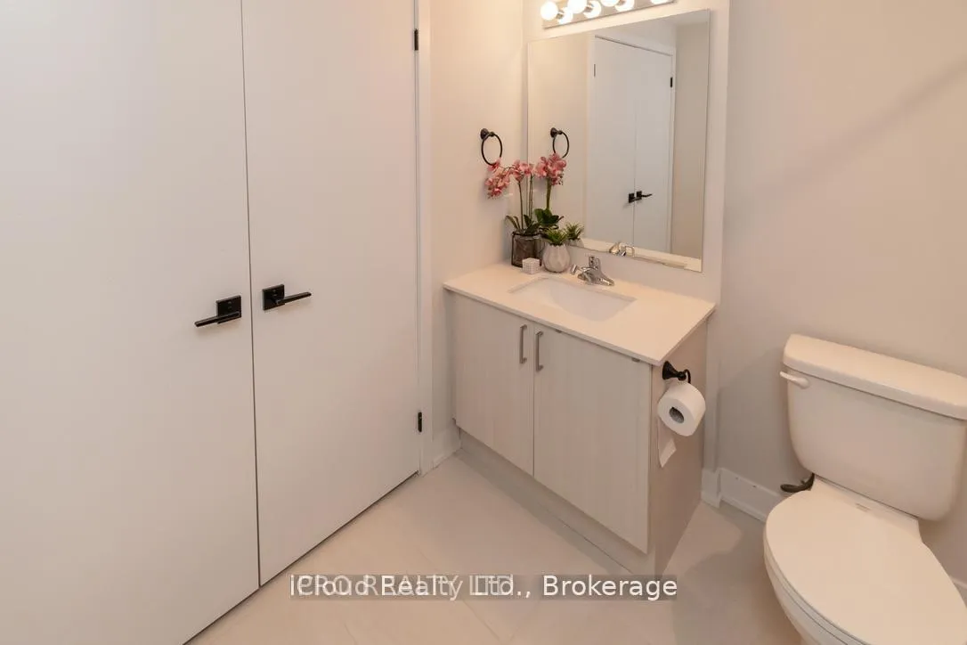 Photo 21 of Unit 401, 4 Spice Way, Barrie, Rural Barrie Southeast — HOMEH