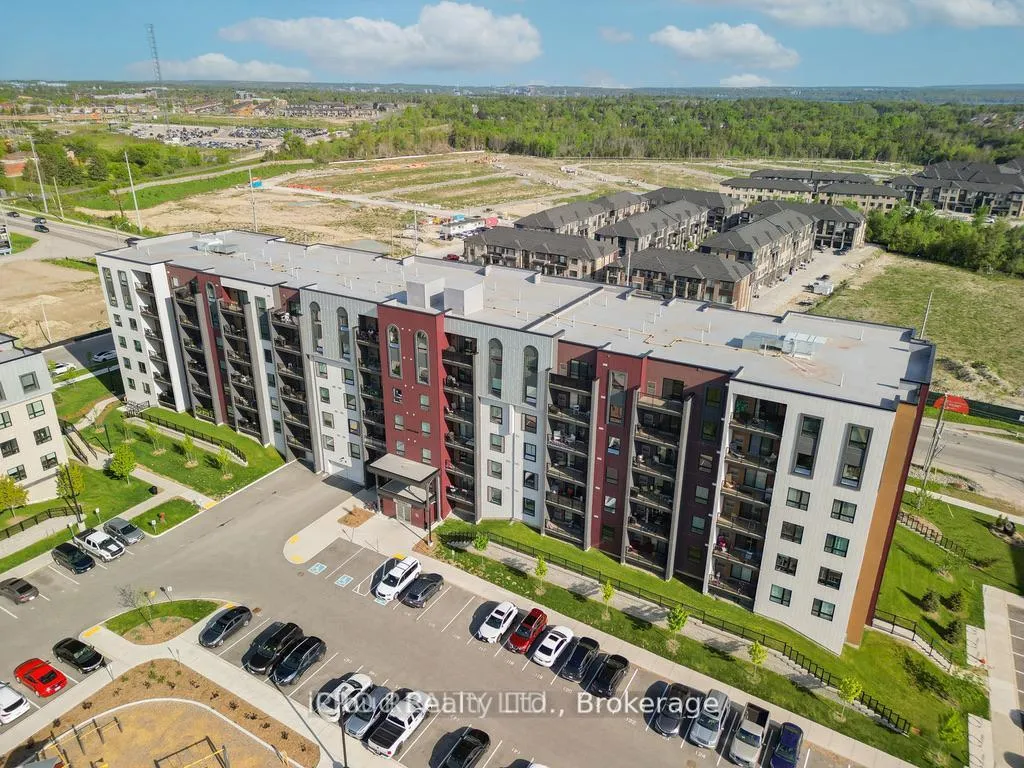 Photo 26 of Unit 401, 4 Spice Way, Barrie, Rural Barrie Southeast — HOMEH