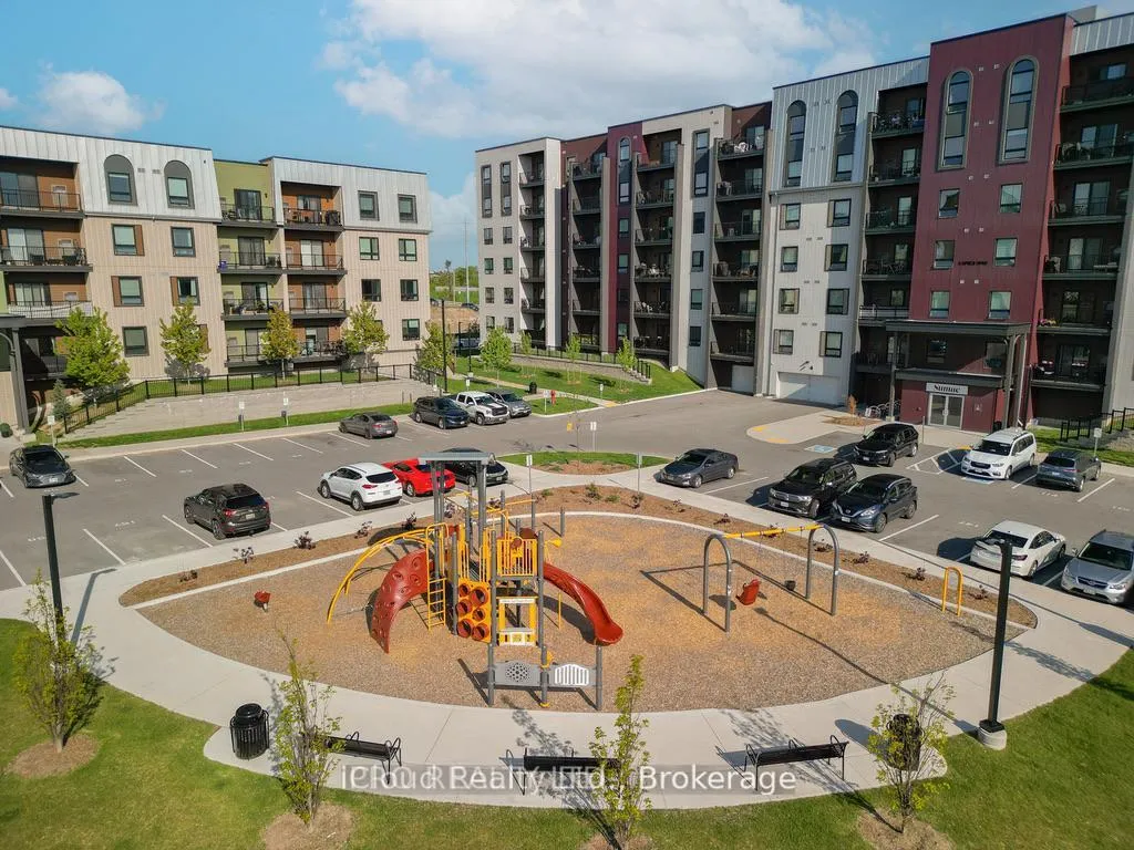 Photo 40 of Unit 401, 4 Spice Way, Barrie, Rural Barrie Southeast — HOMEH