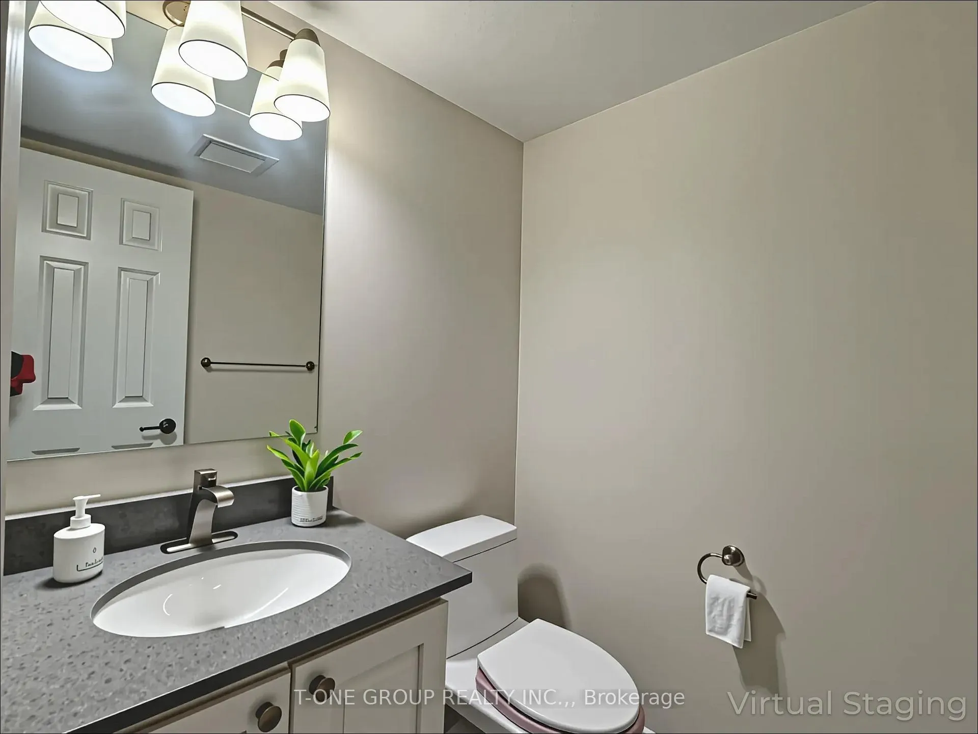 Photo 12 of 150 Leitchcroft Crescent, Markham, Commerce Valley — HOMEH