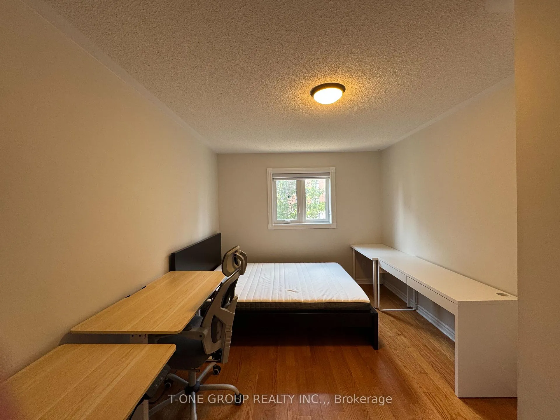 Photo 20 of 150 Leitchcroft Crescent, Markham, Commerce Valley — HOMEH