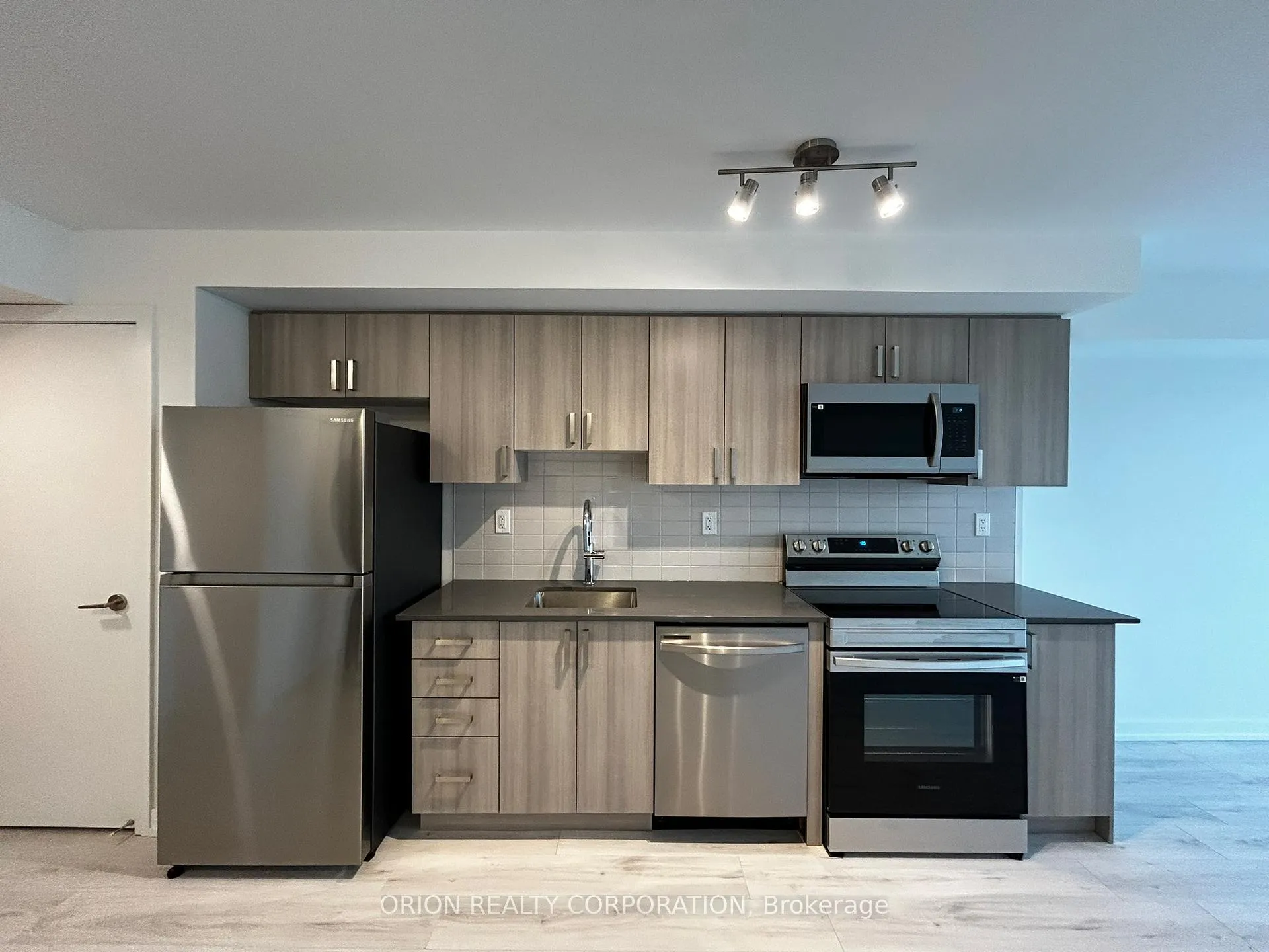 Photo 1 of Unit 1201, 1435 Celebration Drive, Pickering, Bay Ridges — HOMEH