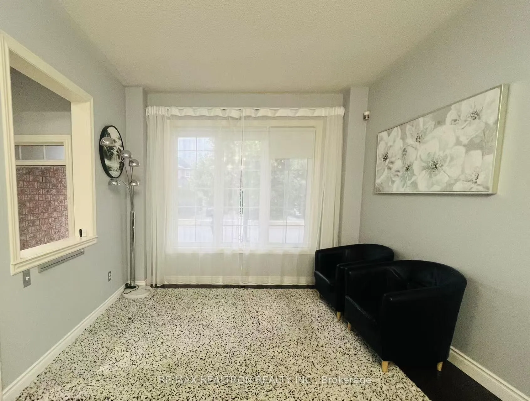 Photo 4 of 8 Everett Street, Markham, Wismer — HOMEH