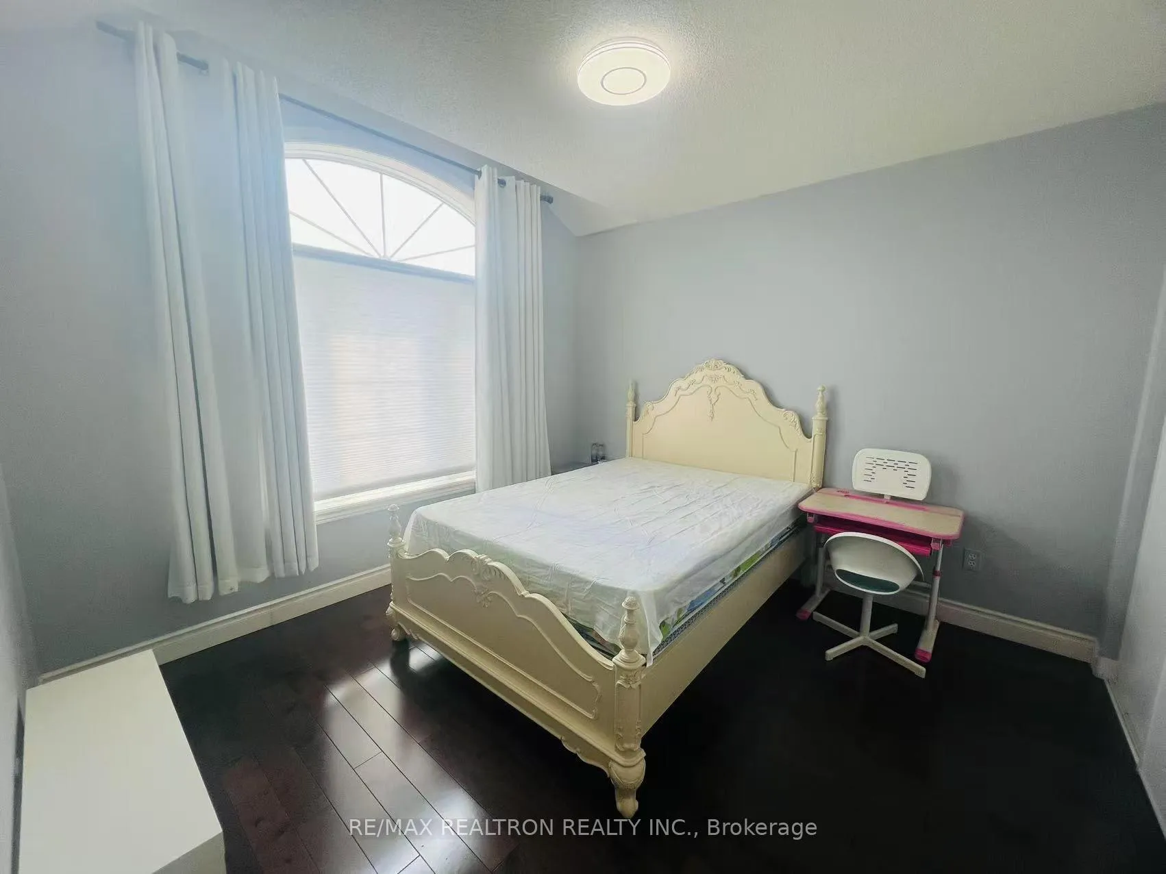 Photo 10 of 8 Everett Street, Markham, Wismer — HOMEH