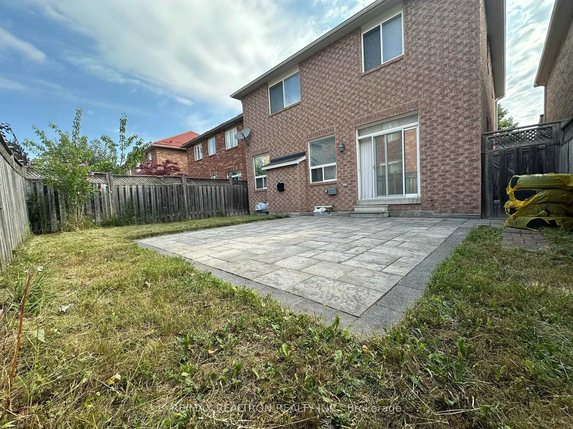 Photo 12 of 8 Everett Street, Markham, Wismer — HOMEH