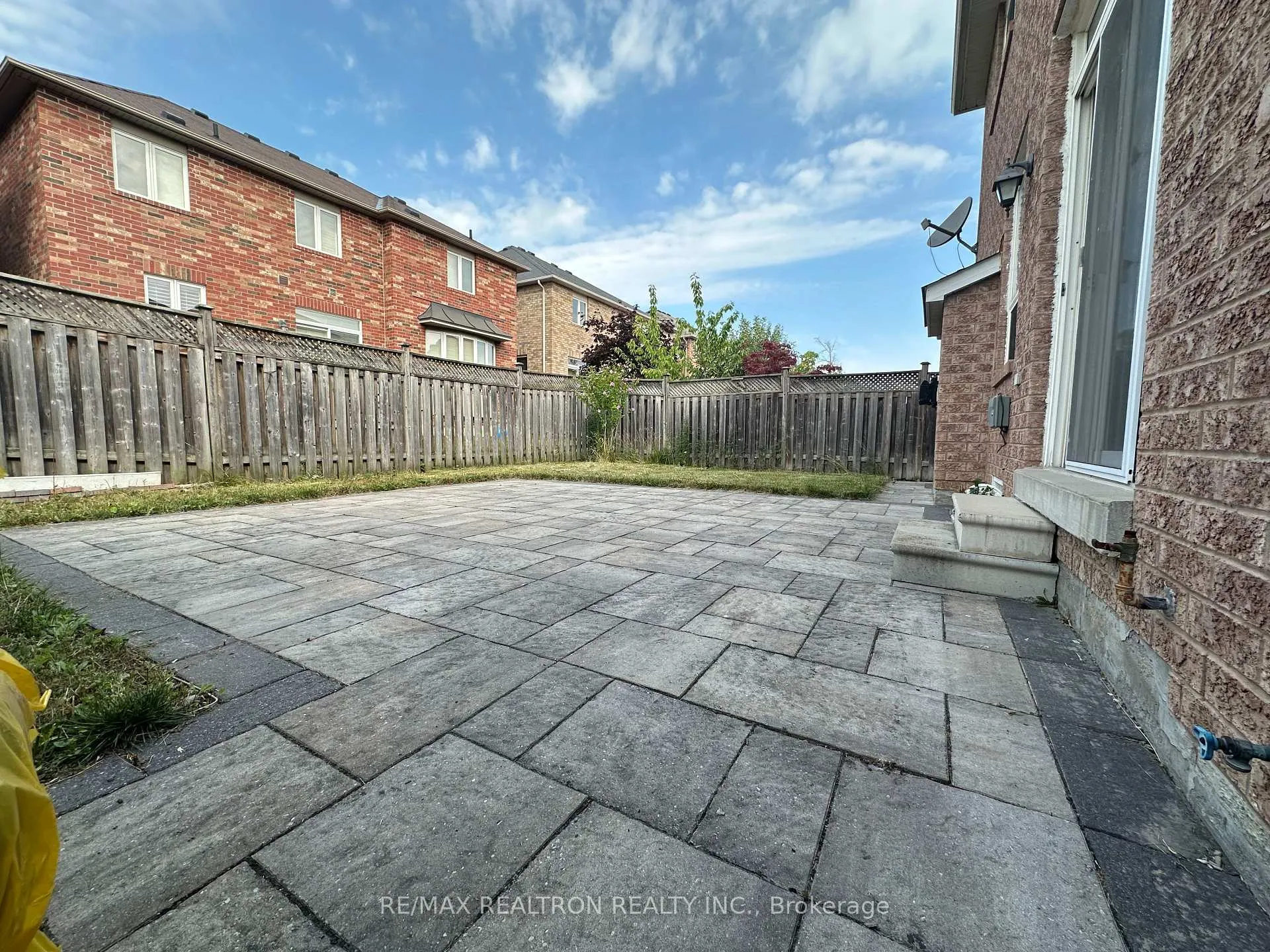 Photo 13 of 8 Everett Street, Markham, Wismer — HOMEH