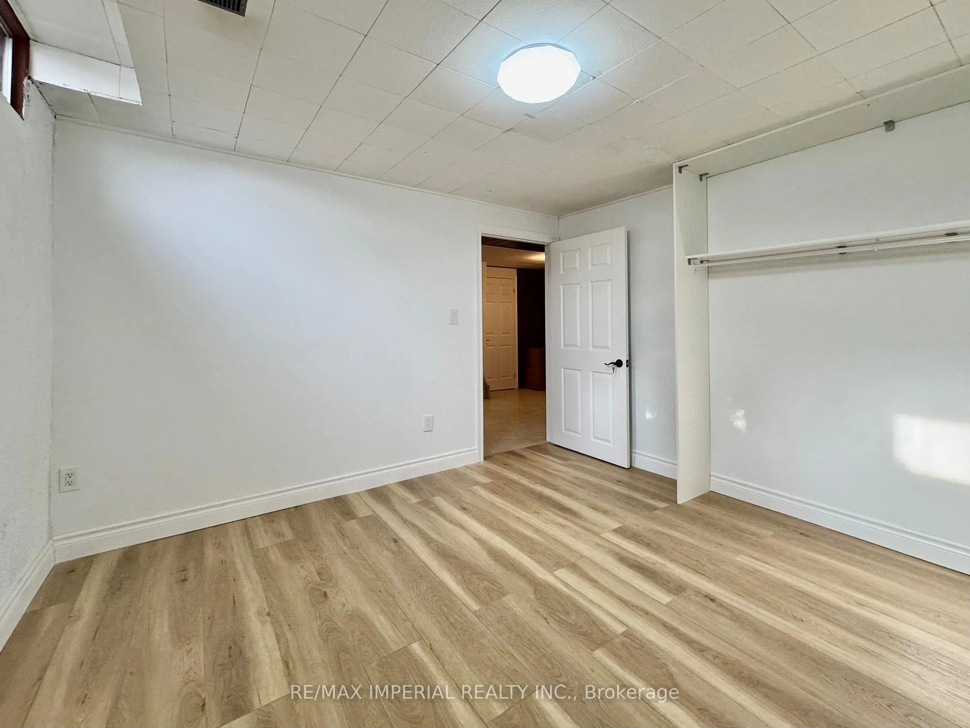 Photo 7 of Unit Lower, 70 Ramona Boulevard, Markham, Markham Village — HOMEH