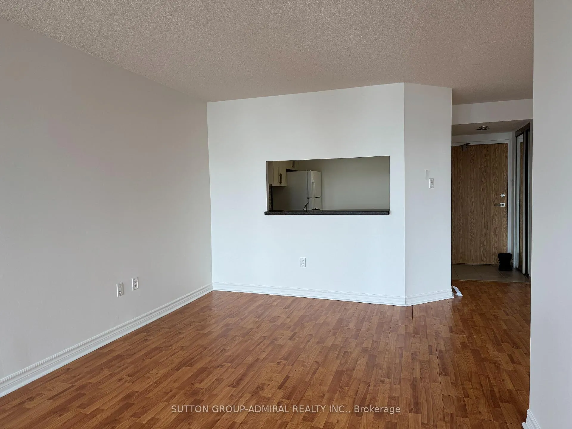 Photo 6 of Unit 610, 7601 Bathurst Street, Vaughan, Crestwood-Springfarm-Yorkhill — HOMEH