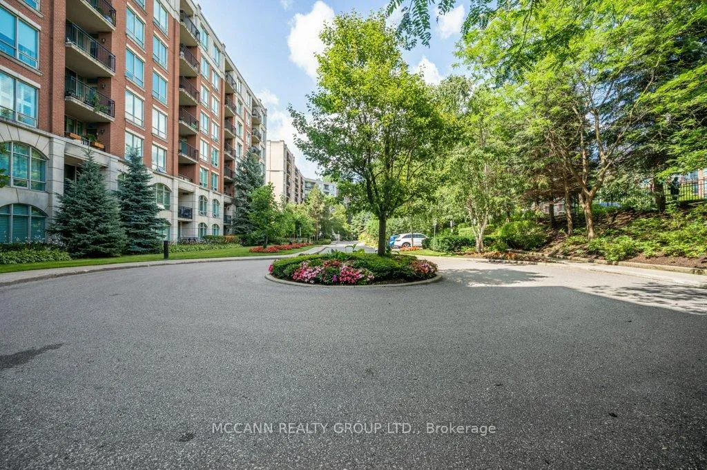 Front of Unit 614, 18 William Carson Crescent