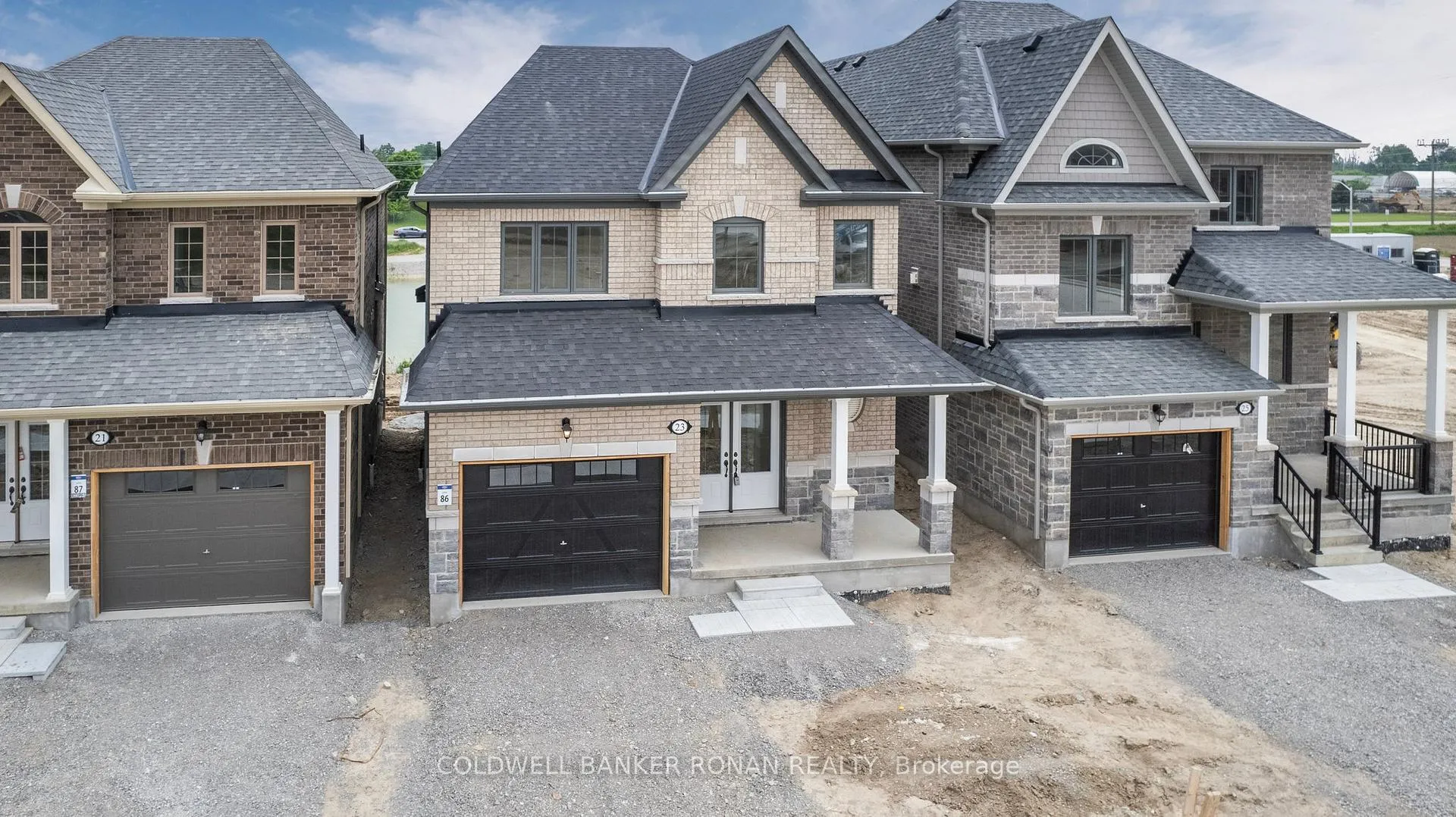 Photo 2 of 23 Fenn Crescent, New Tecumseth, Alliston — HOMEH